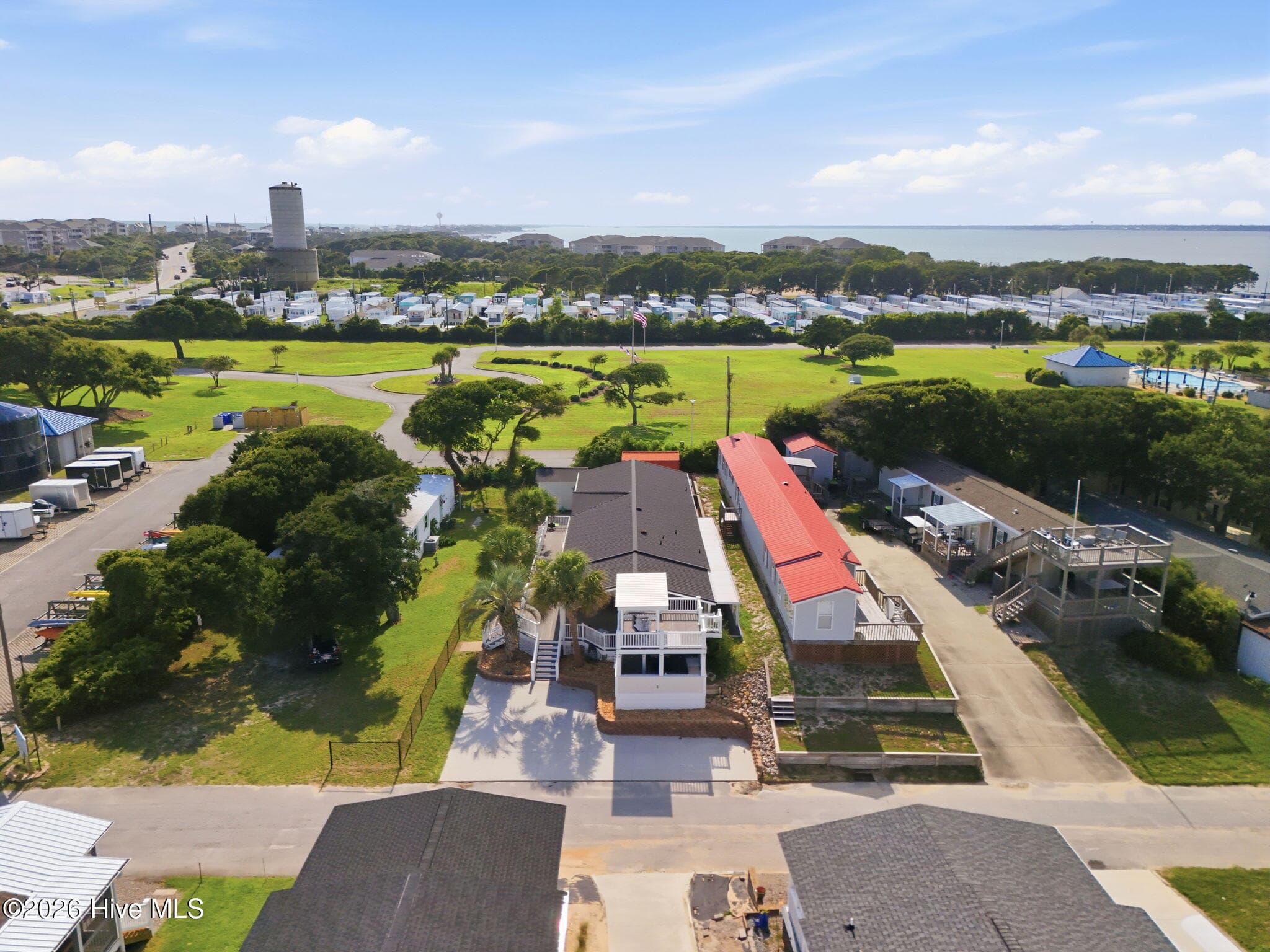 Manufactured Home at 1530 Salter Path Road 59, Indian Beach, NC 28512, photo 49 of 53