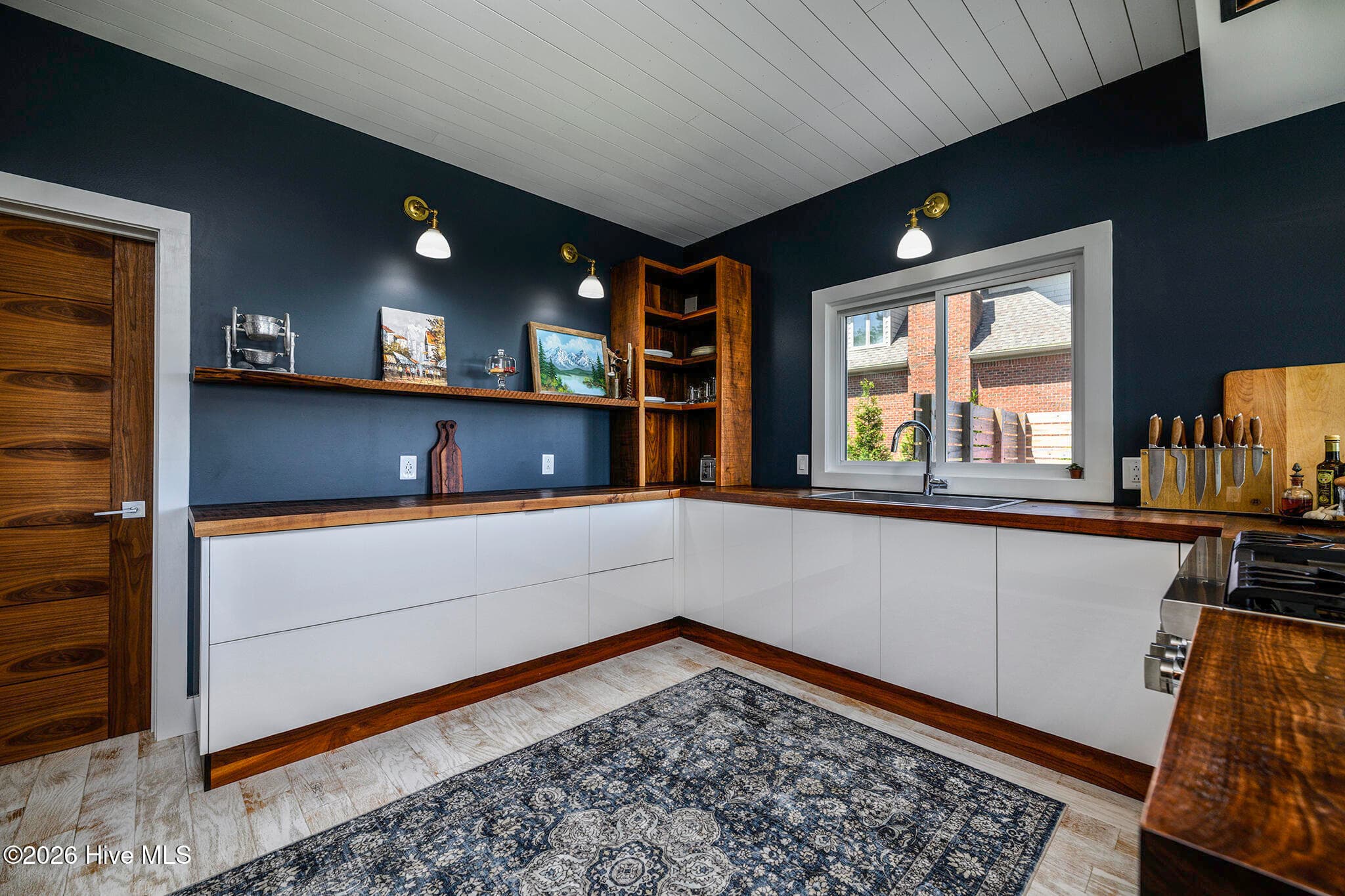 Beautiful Design Throughout - 228 Drake Landing, New Bern, NC 28560