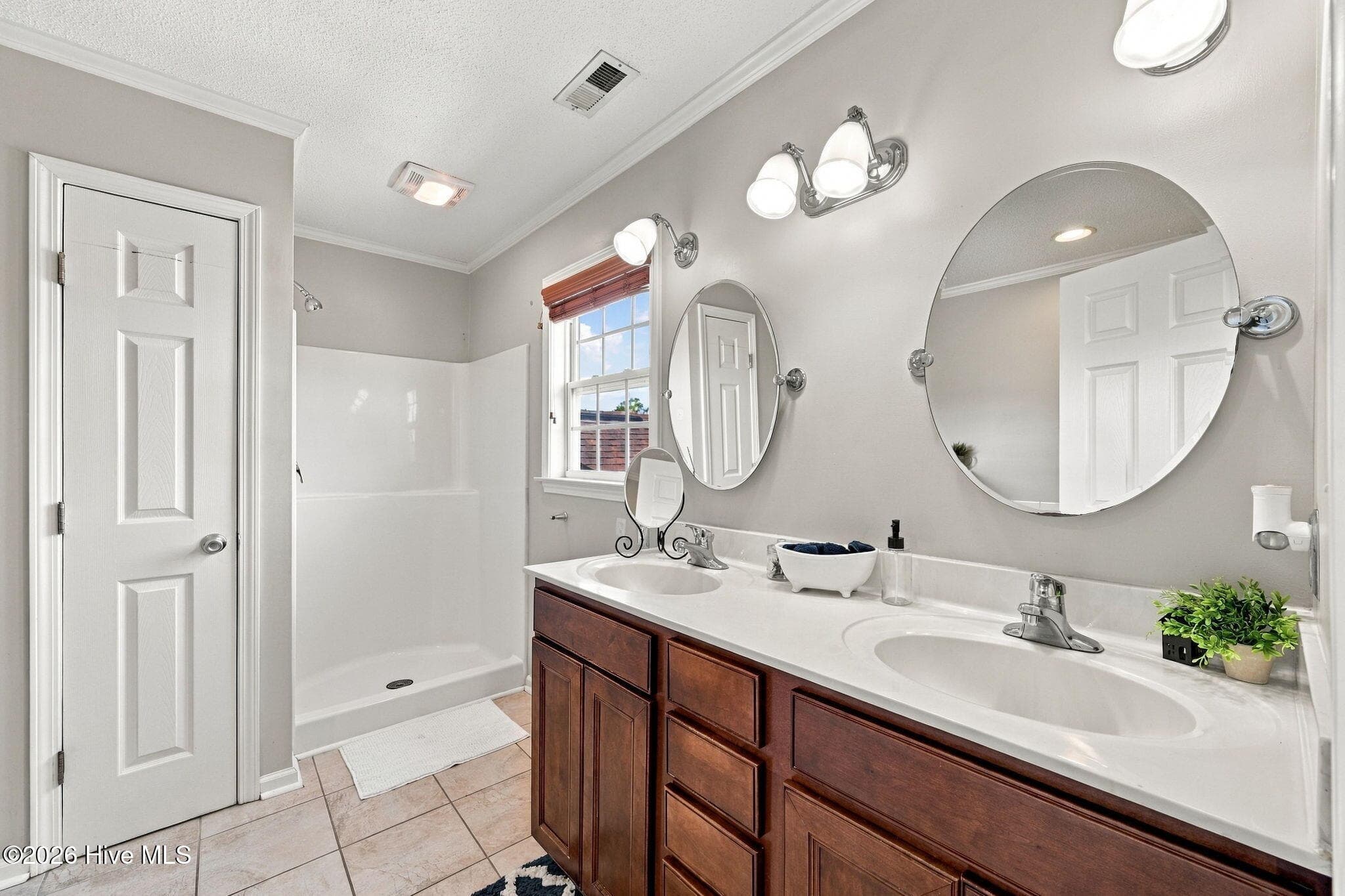 Single Family Residence at 101 Ellington Place, Jacksonville, NC 28540, photo 45 of 100