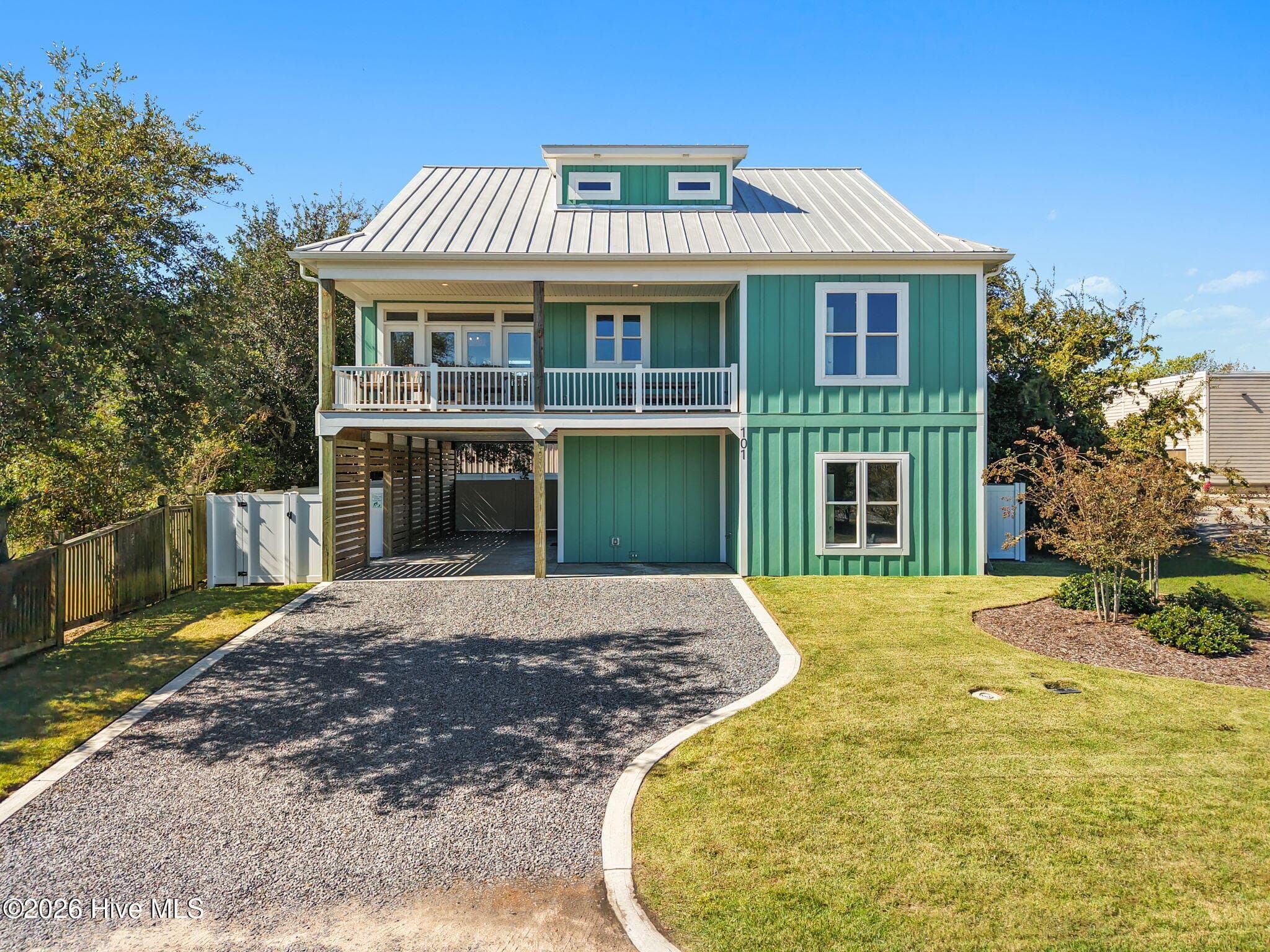 101 SE 49th Street, Oak Island, NC 28465