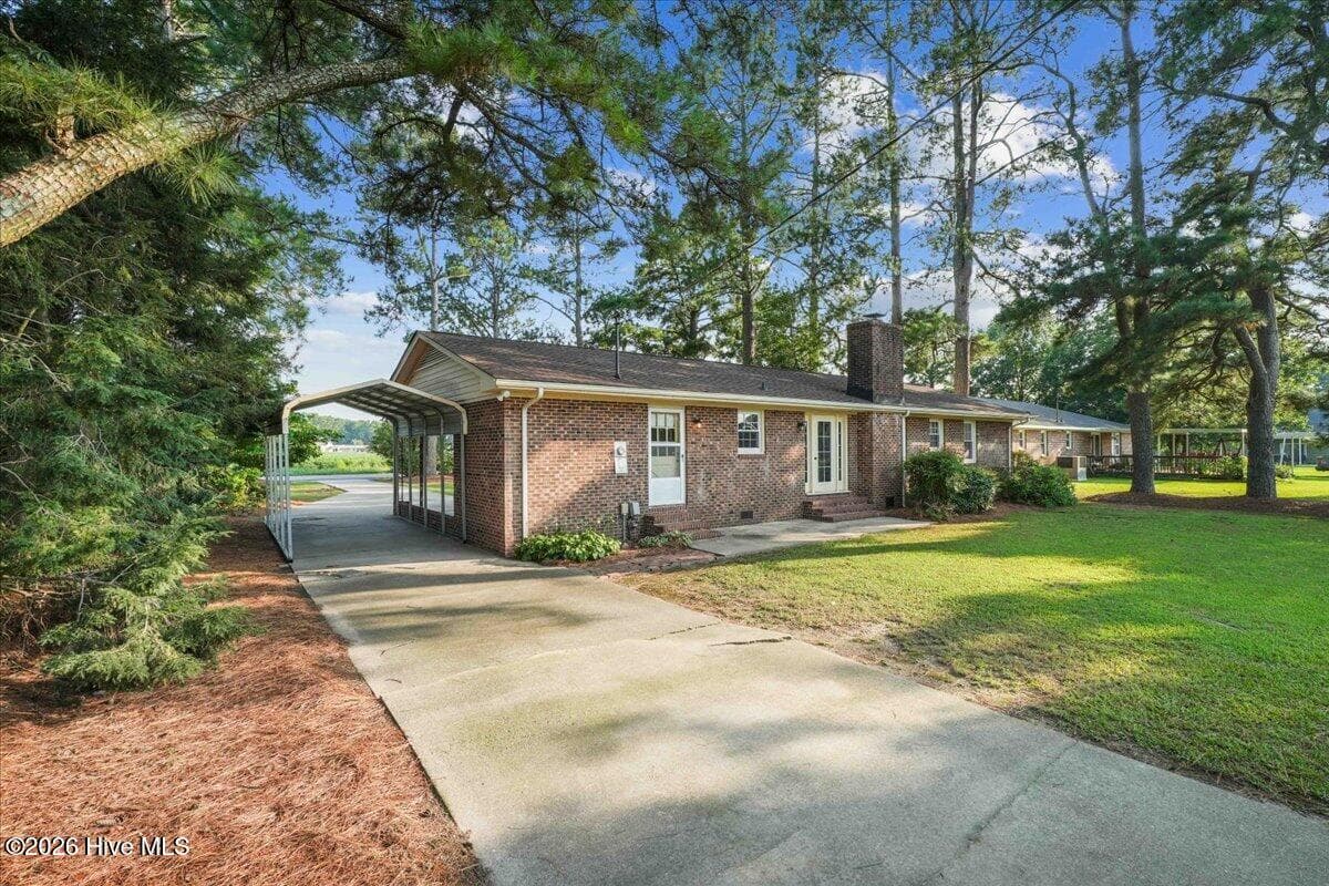 Single Family Residence at 5419 Wayne Memorial Drive NE, Pikeville, NC 27863, photo 8 of 39