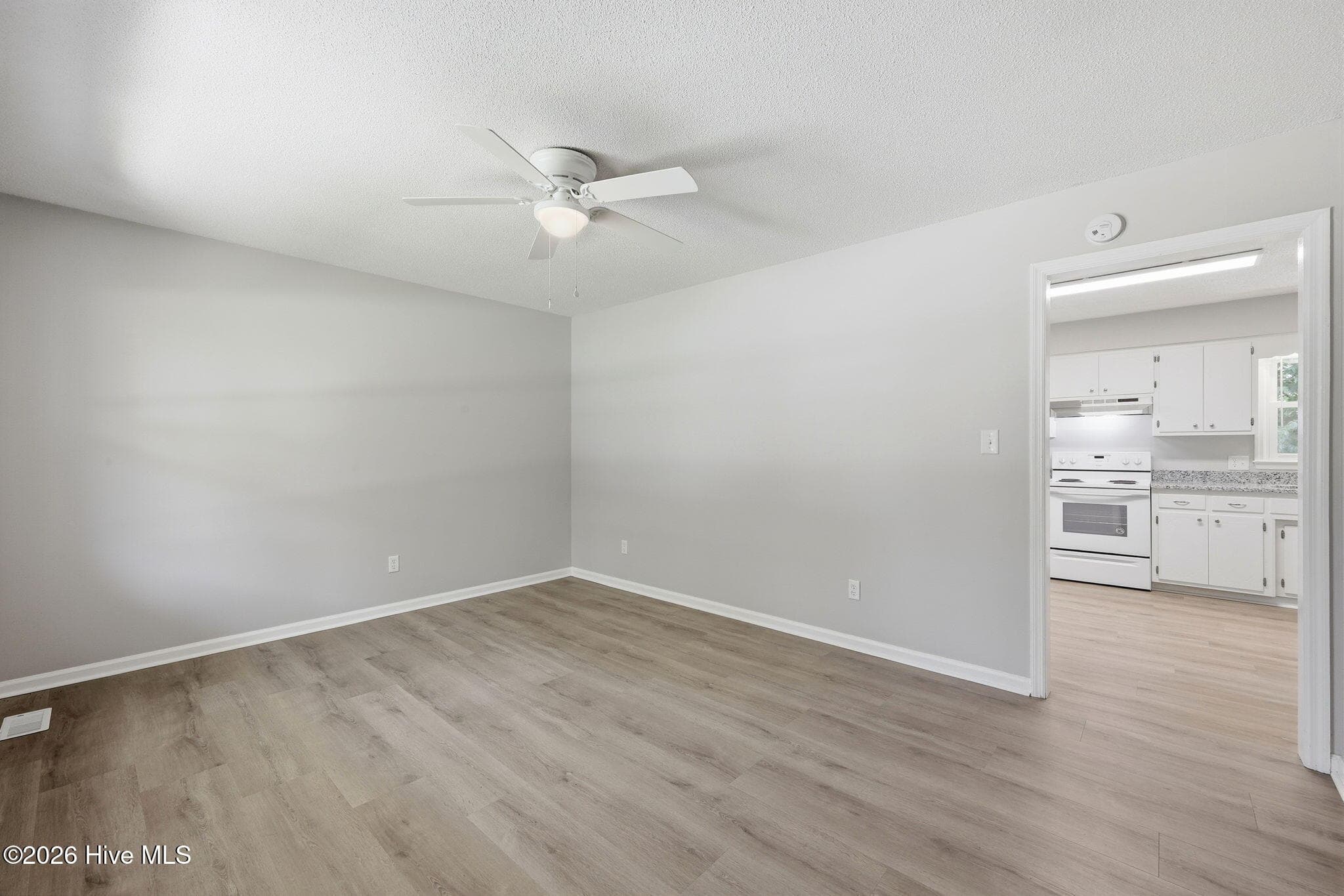 101 N Water Street, Bayboro, NC 28515