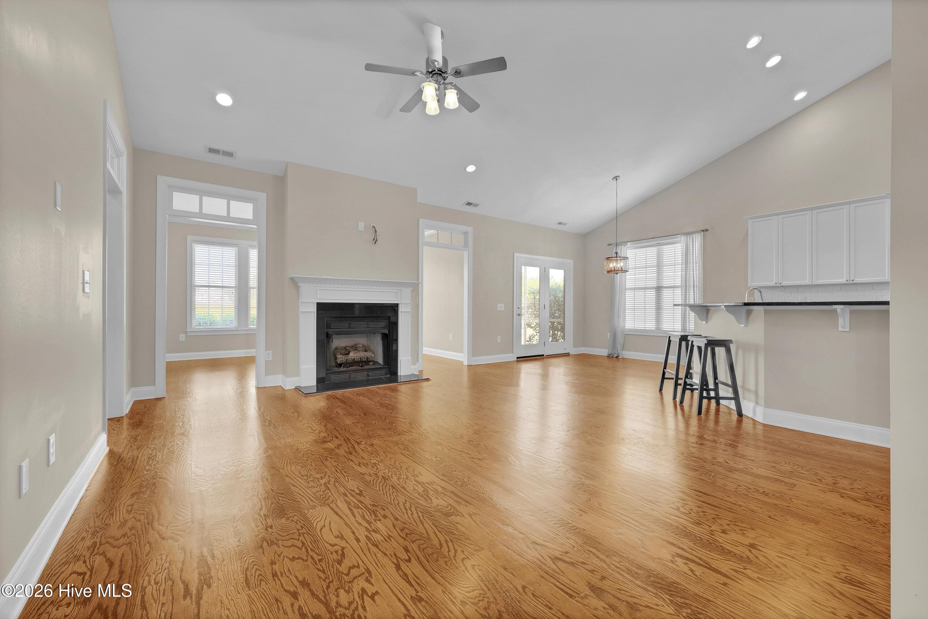 Single Family Residence at 35 Scotlands Court, Hampstead, NC 28443, photo 7 of 64