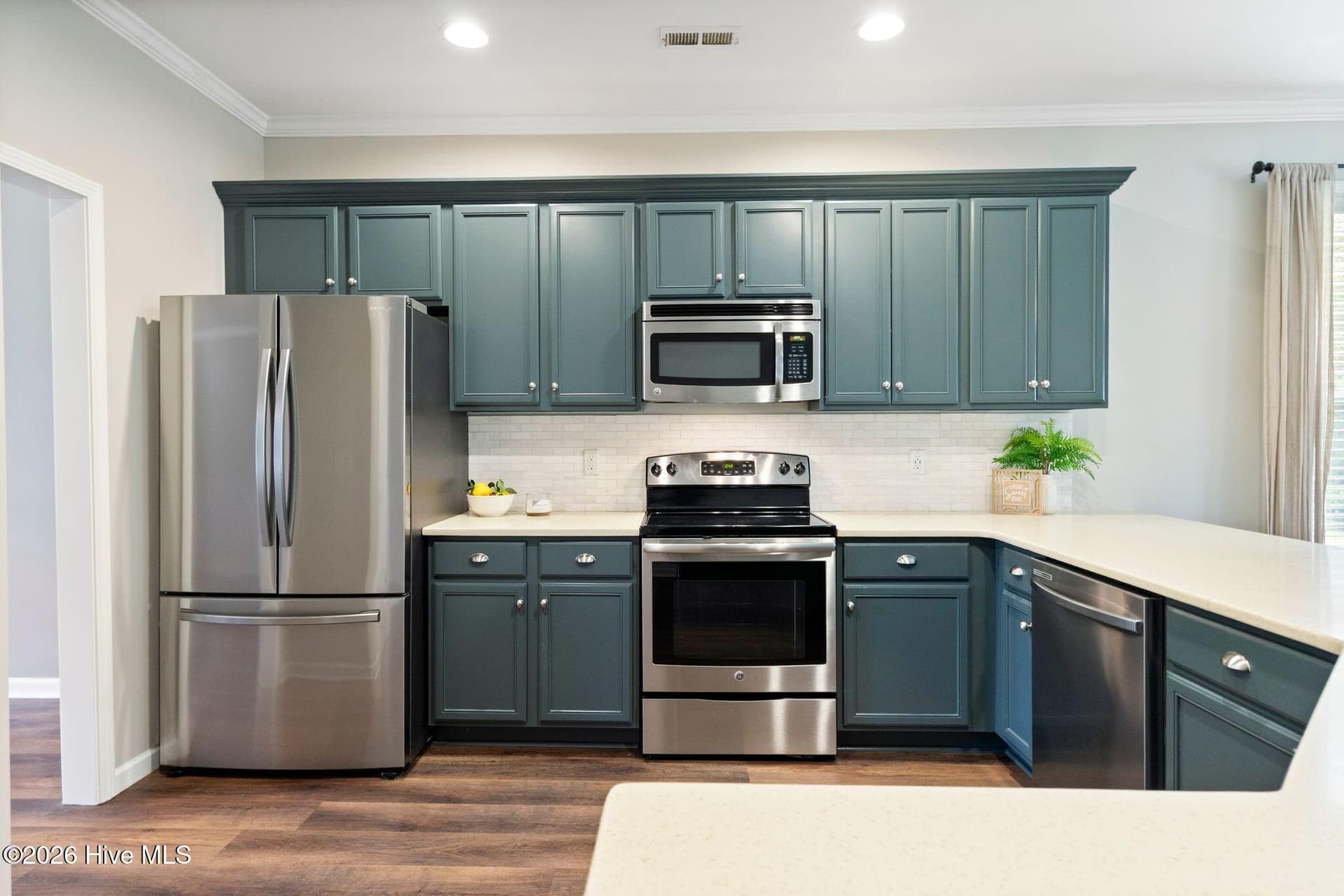 Single Family Residence at 115 Bunchberry Court, Hampstead, NC 28443, photo 12 of 54