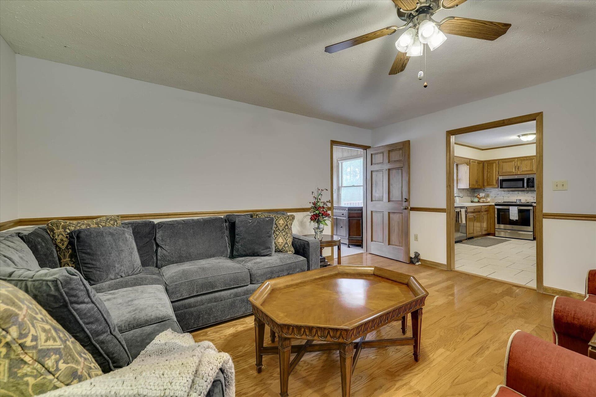 Single Family Residence at 206 Peachtree Street, McCormick, SC 29835, photo 11 of 41