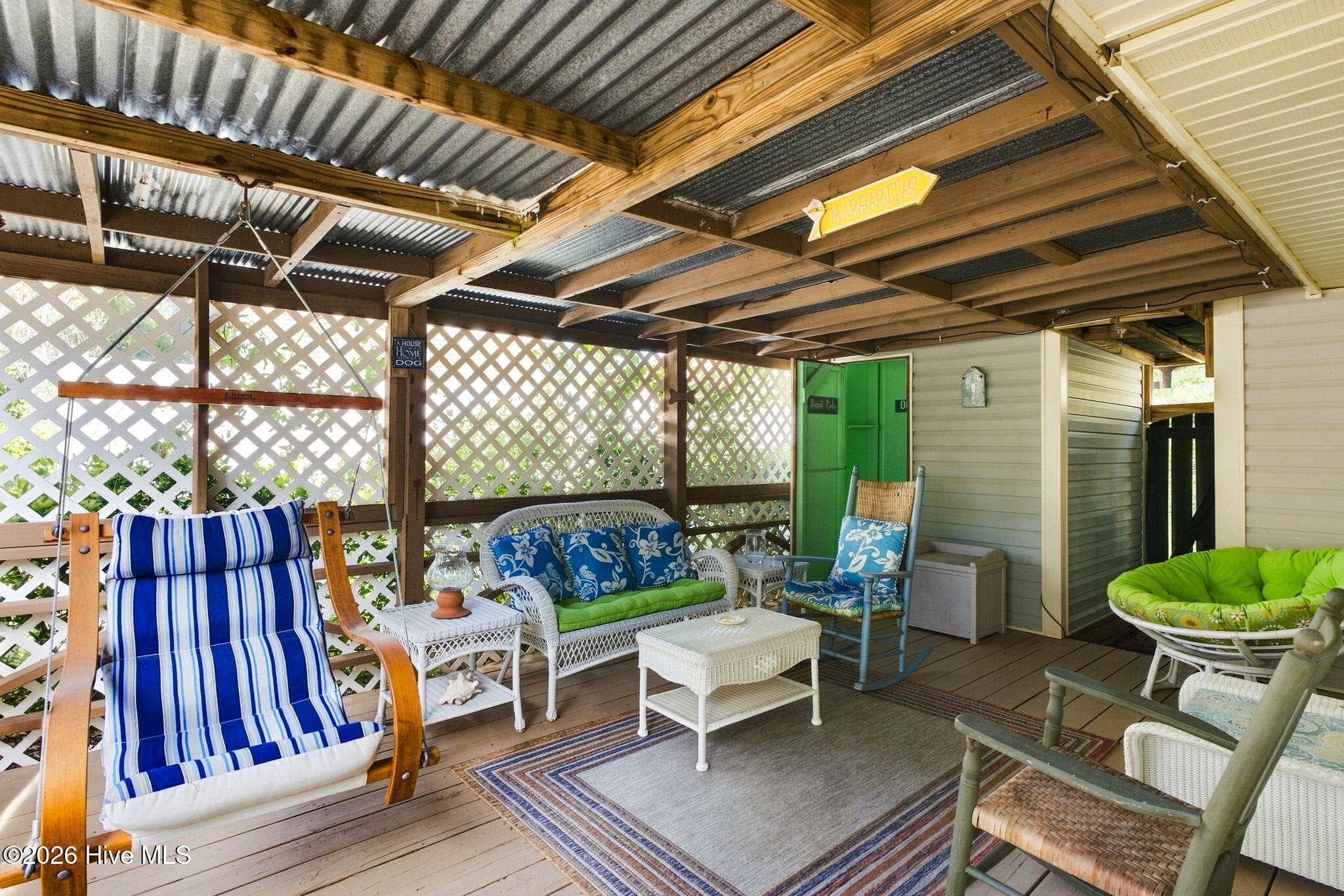 Screened Back Porch - 315 NE 40th Street, Oak Island, NC 28465