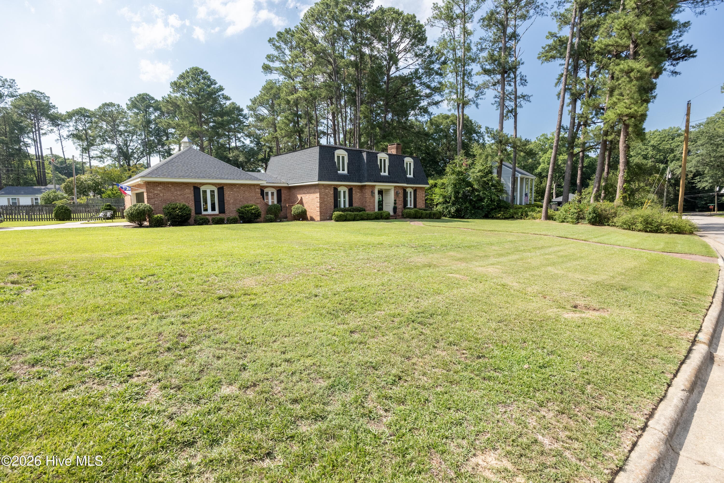 Single Family Residence at 1119 Windemere Drive NW, Wilson, NC 27896, photo 6 of 80