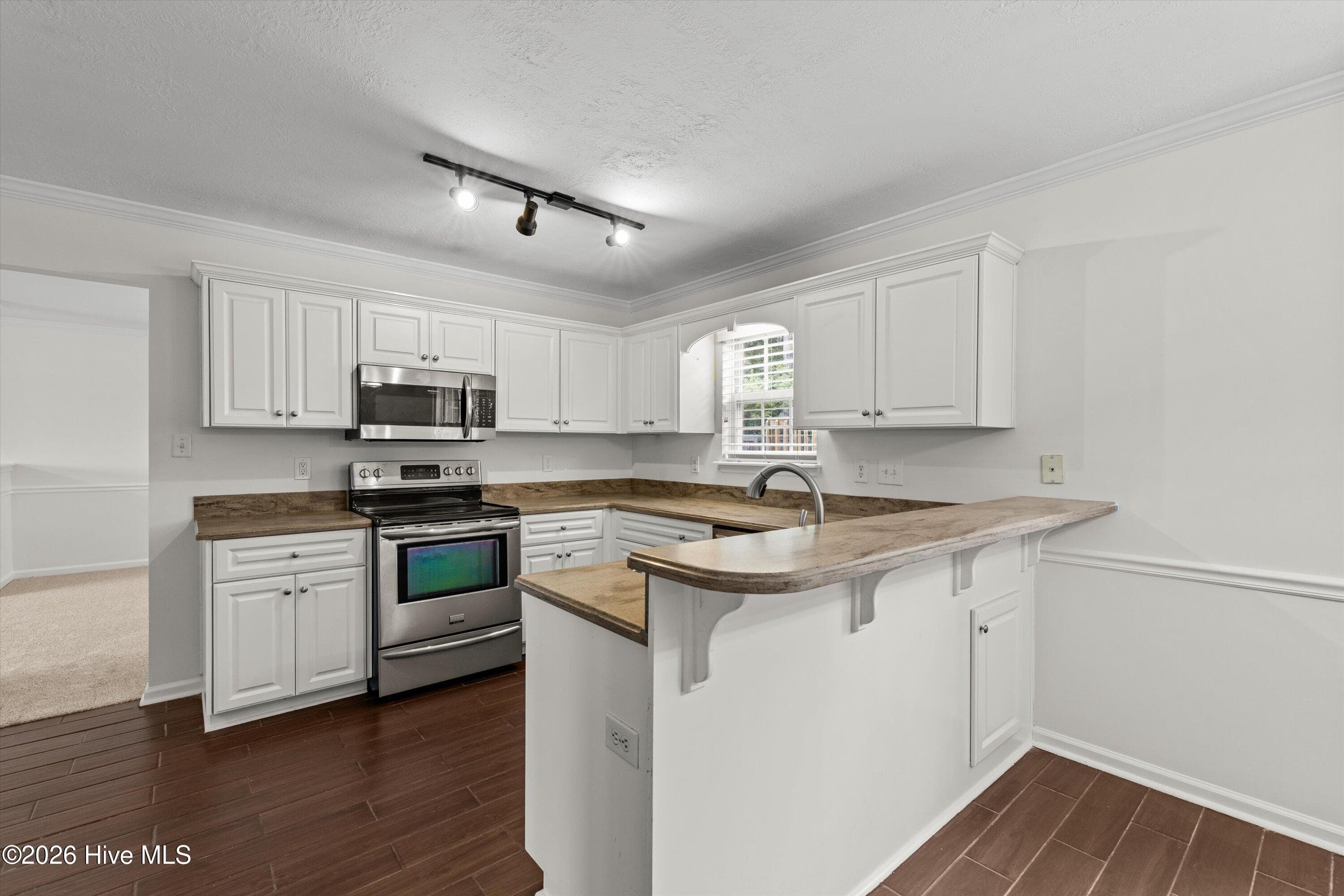 Single Family Residence at 7600 Senators Ridge Drive, Grovetown, GA 30813, photo 7 of 31
