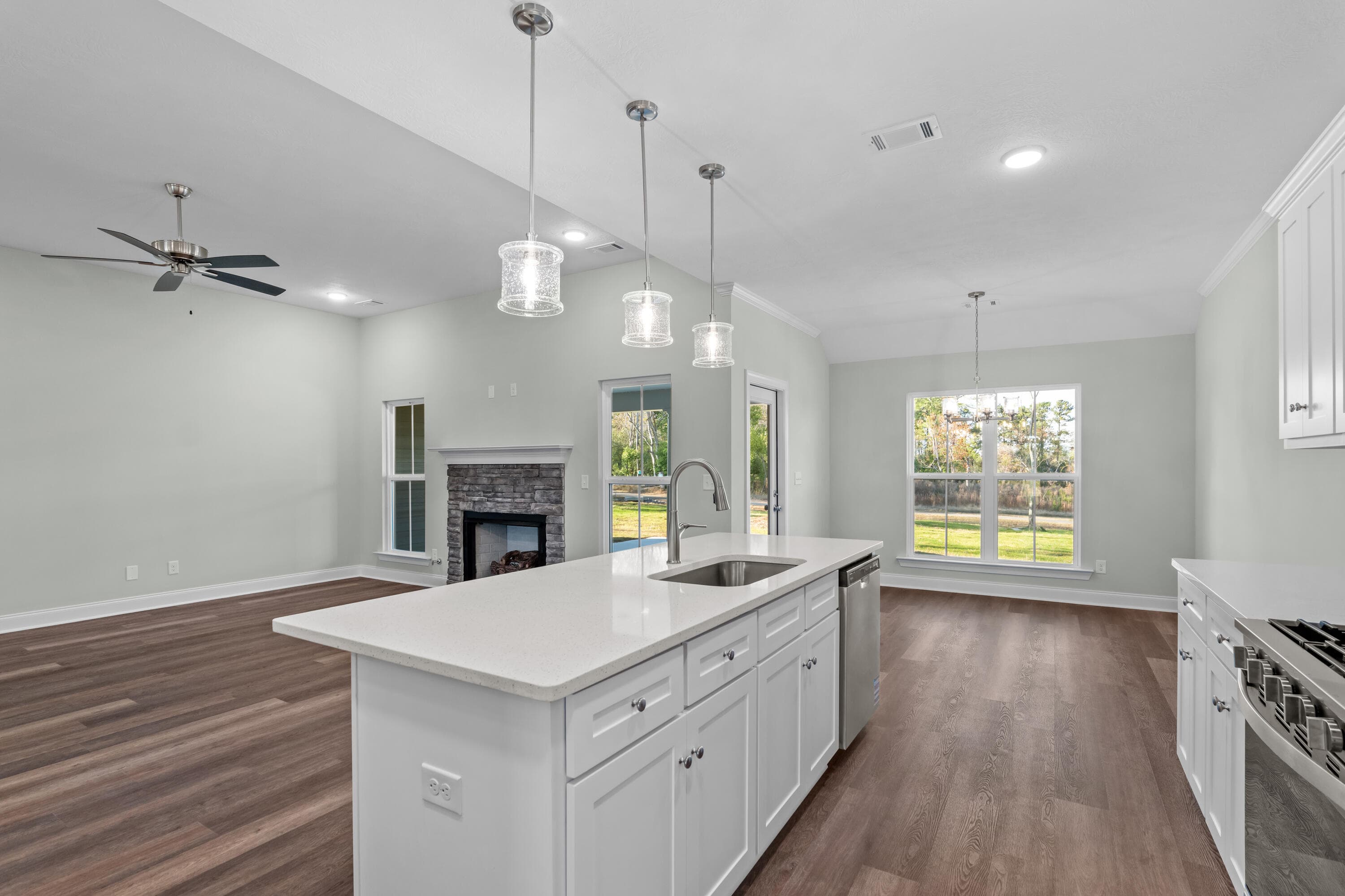 Soft Close Cabinetry - 1340 Bellingham Drive, Beech Island, SC 29842
