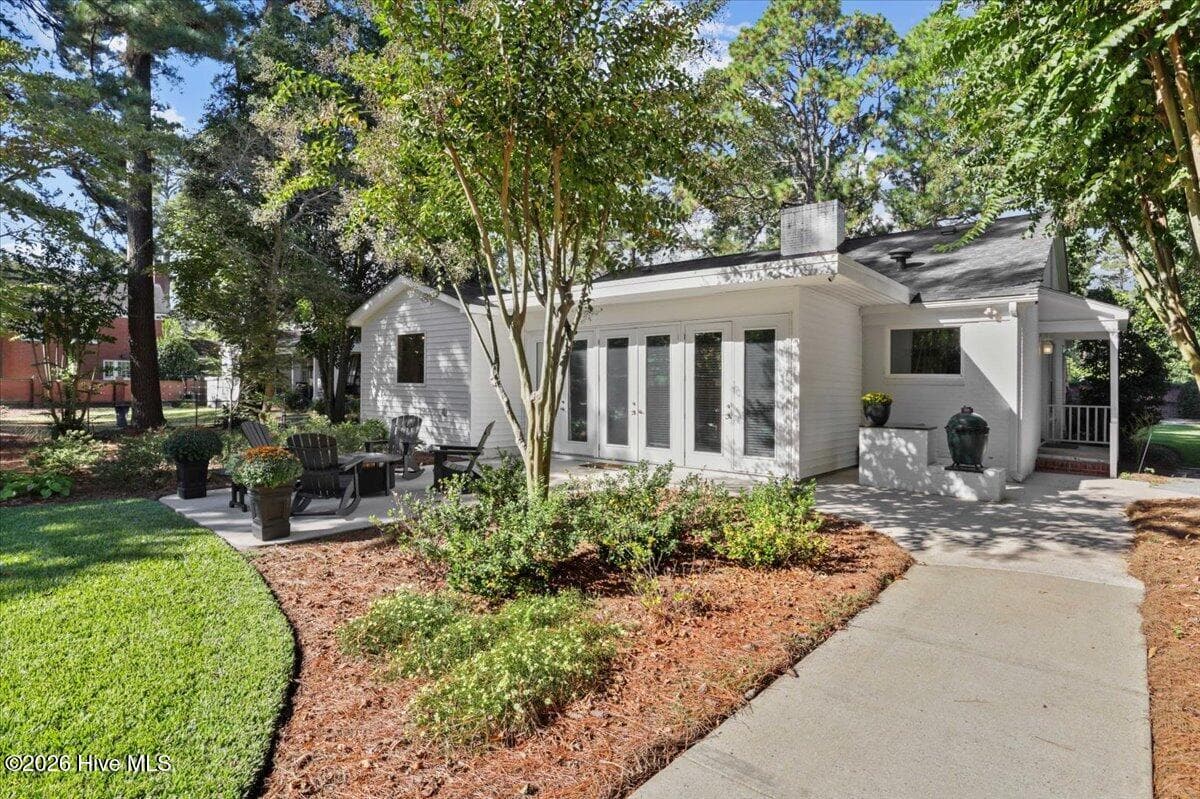 Single Family Residence at 1107 Carey Road, Kinston, NC 28501, photo 10 of 53