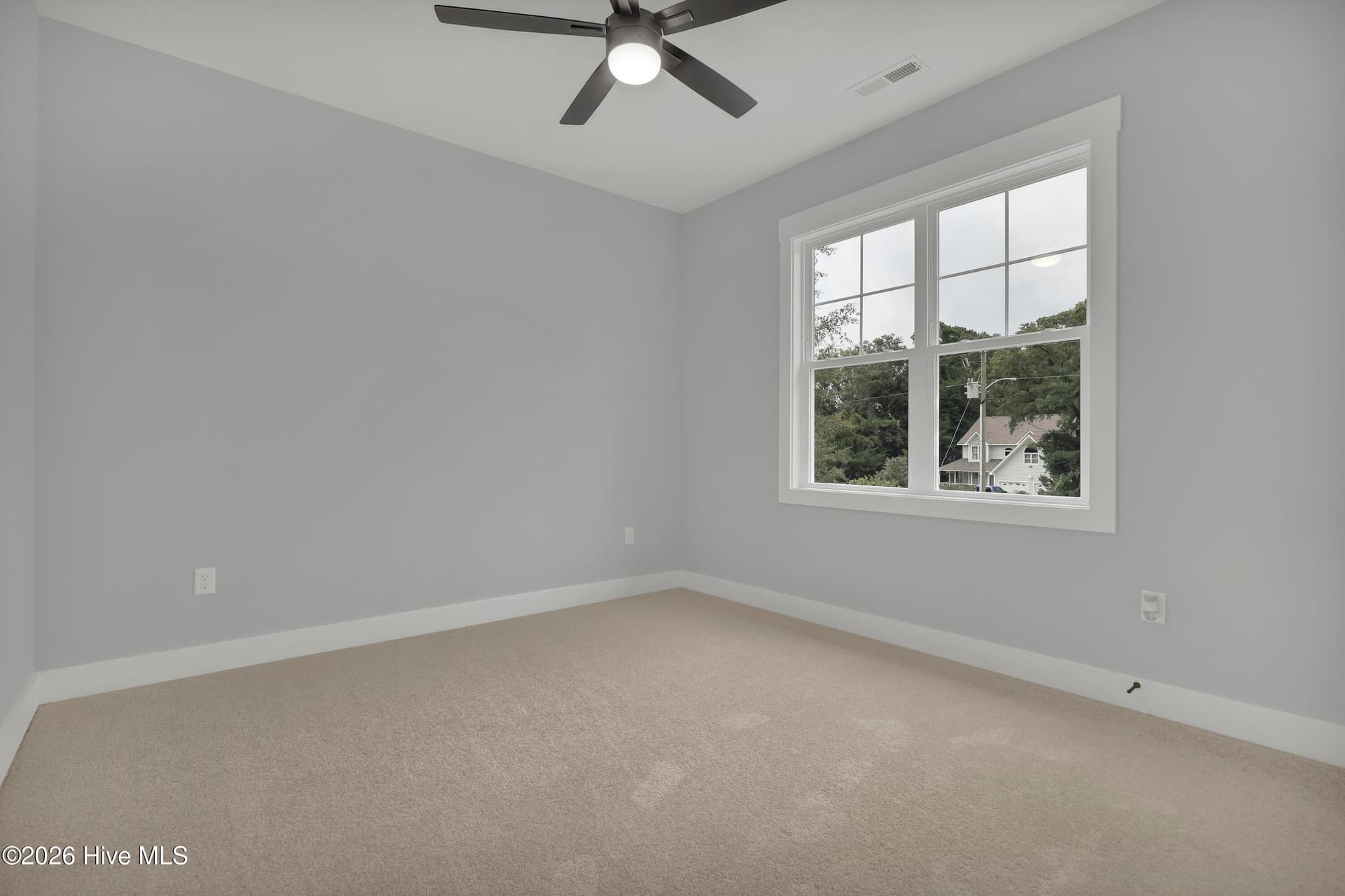 1320 Chadwick Shores Drive, Sneads Ferry, NC 28460