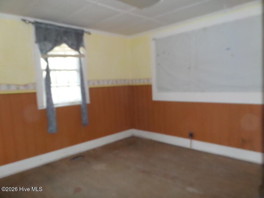 Single Family Residence at 201 Ellington Street, New Bern, NC 28560, photo 13 of 29