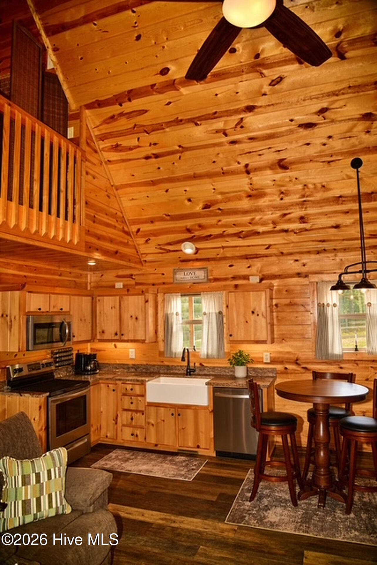 Single Family Residence at 85 Travelers Trail, Murphy, NC 28906, photo 6 of 18