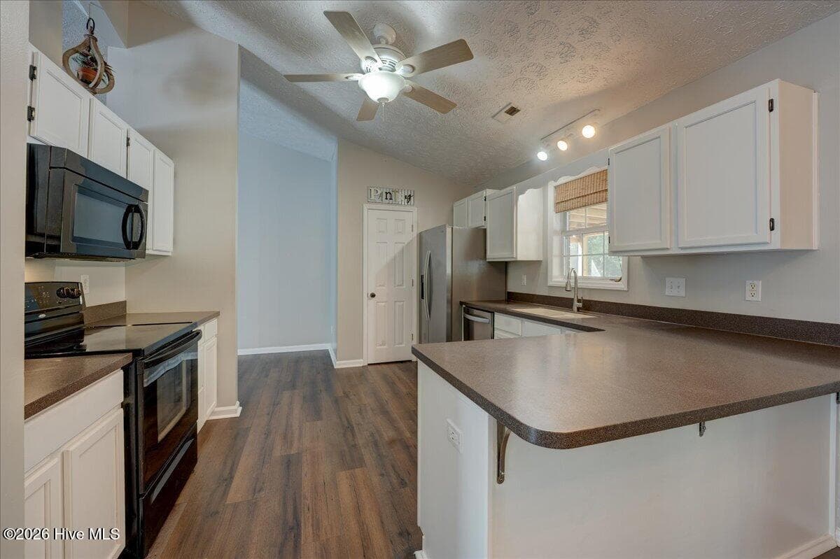 Single Family Residence at 105 Cherry Branch Drive, Havelock, NC 28532, photo 13 of 44