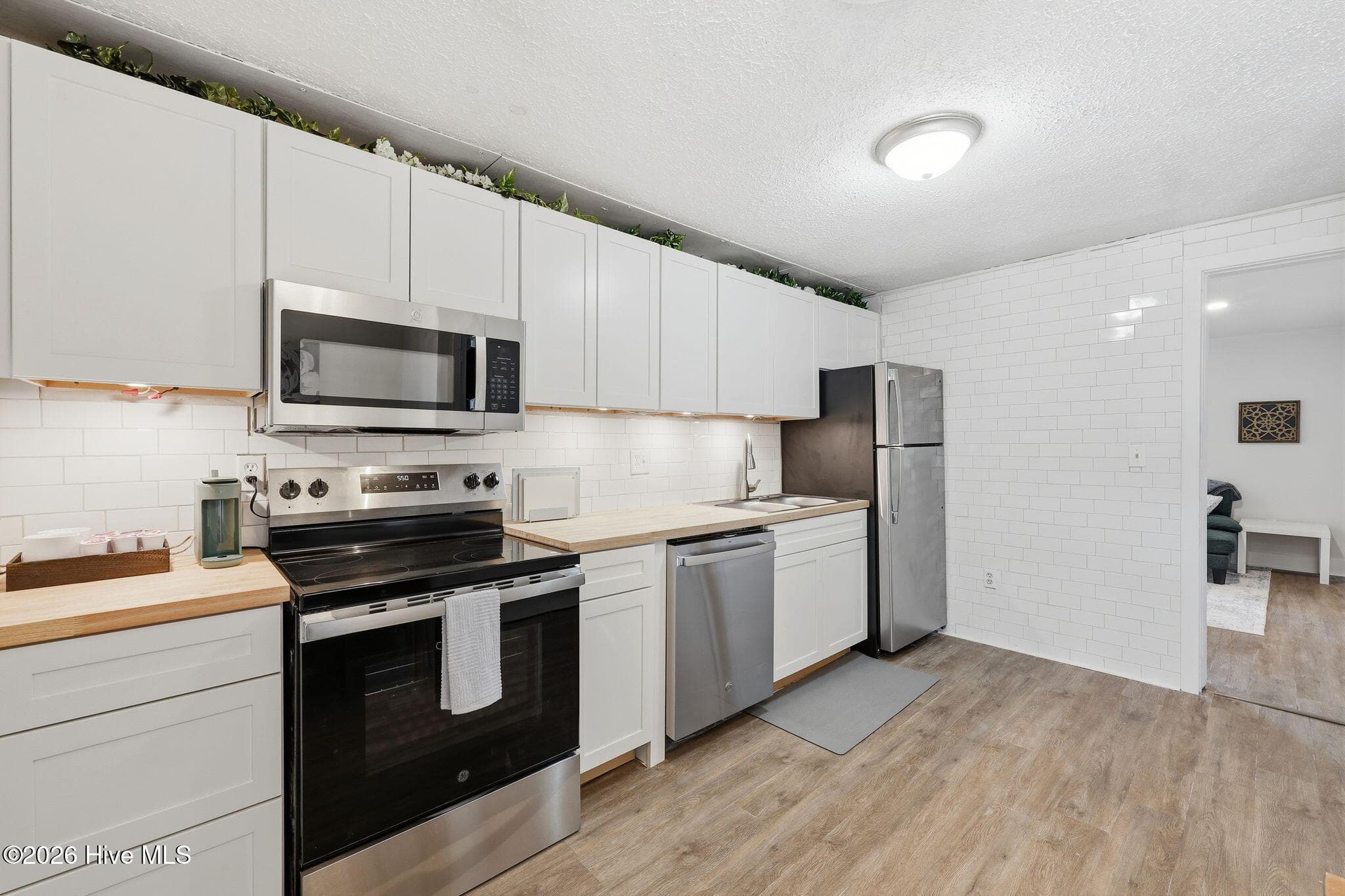 Kitchen - 328 River Walk, New Bern, NC 28560
