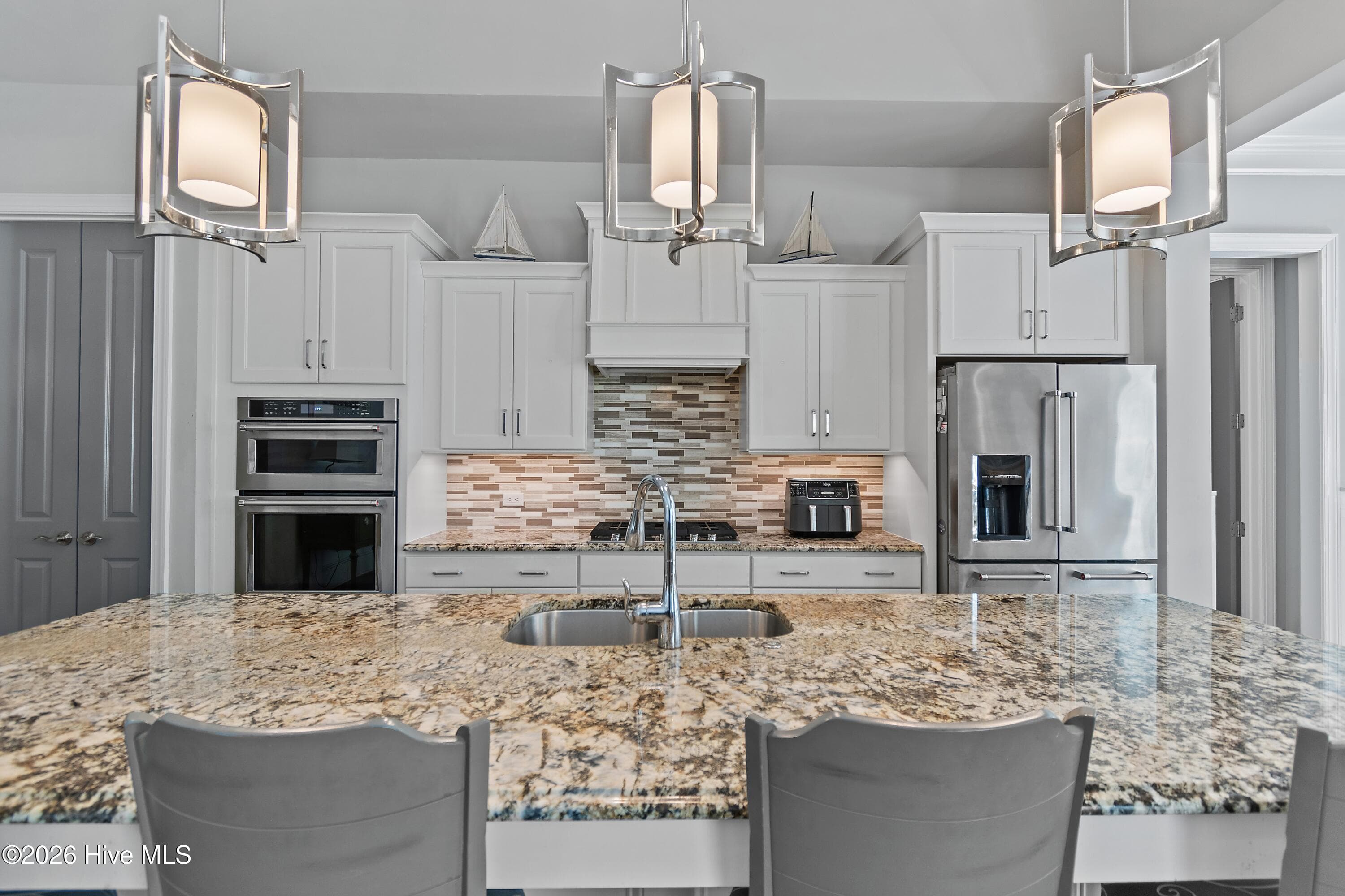 Single Family Residence at 3183 Moss Hammock Wynd, Southport, NC 28461, photo 23 of 101