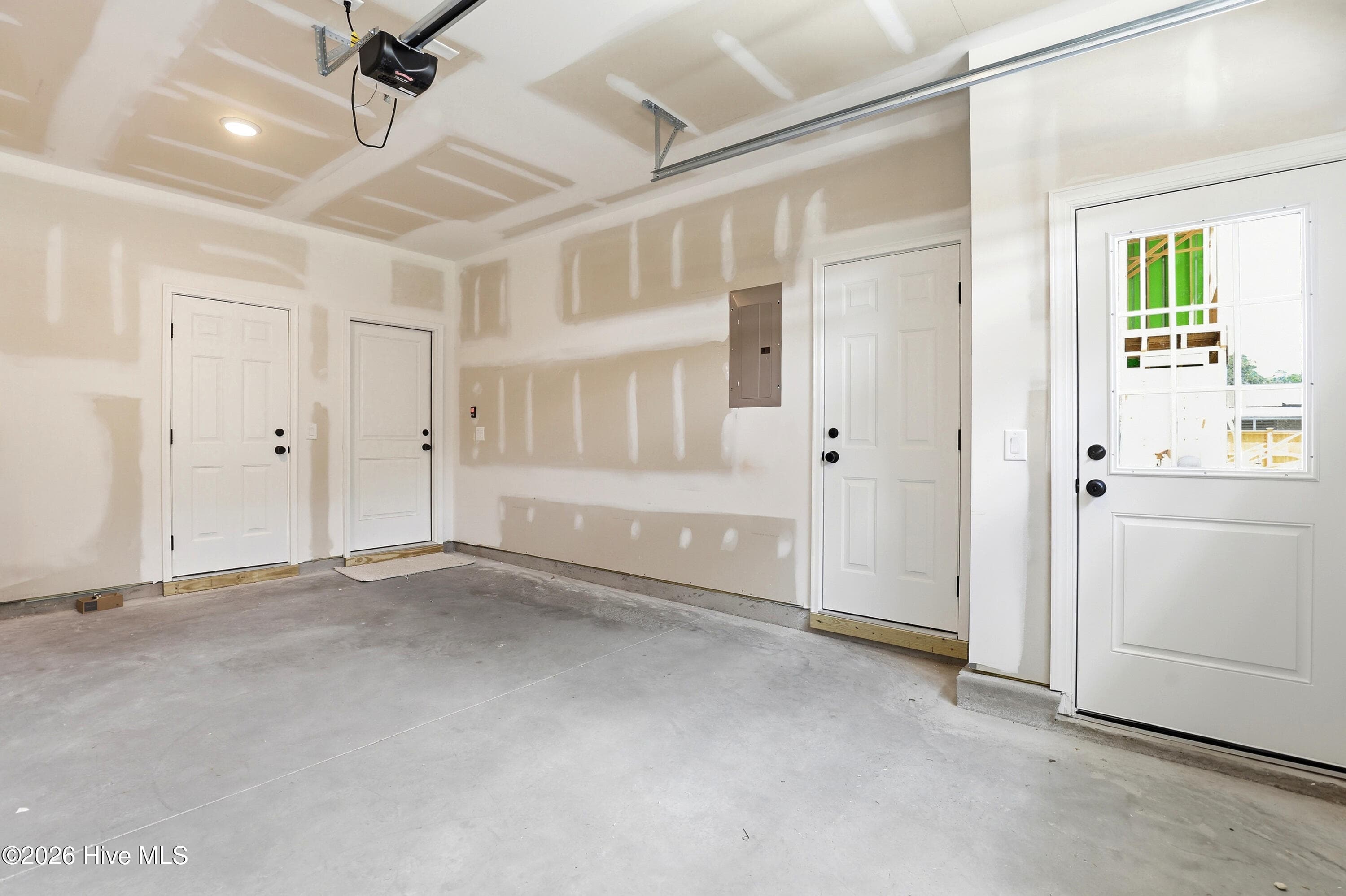 Townhouse at 516 Mcrae Street 101, Wilmington, NC 28401, photo 31 of 41