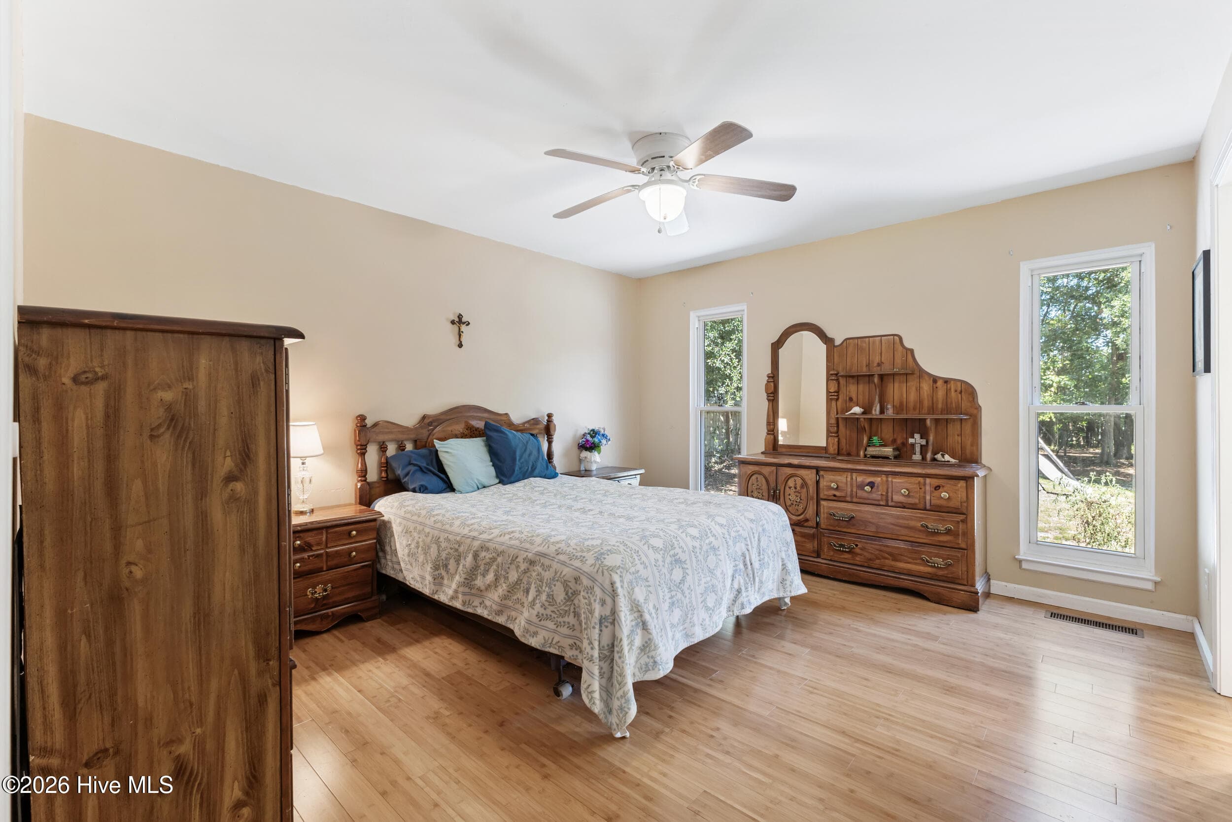 Single Family Residence at 327 Green Meadows Drive, Wilmington, NC 28405, photo 18 of 33