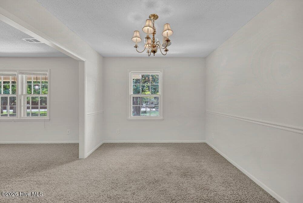Single Family Residence at 618 Kelly Road, Wilmington, NC 28409, photo 13 of 27