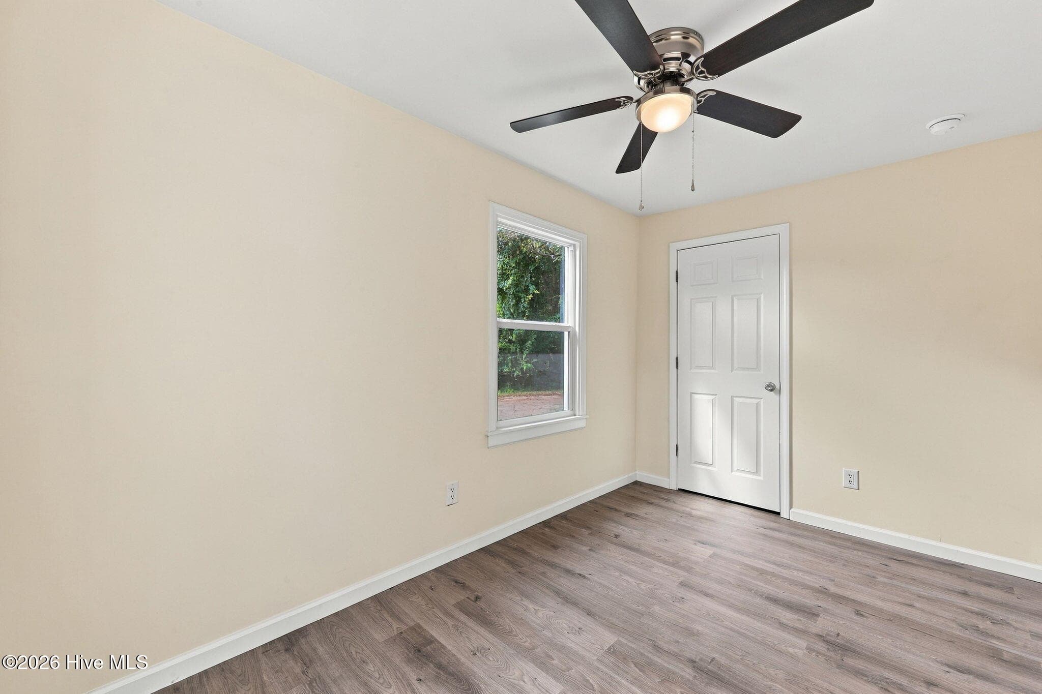 Single Family Residence at 2707 Alabama Avenue, New Bern, NC 28560, photo 25 of 56