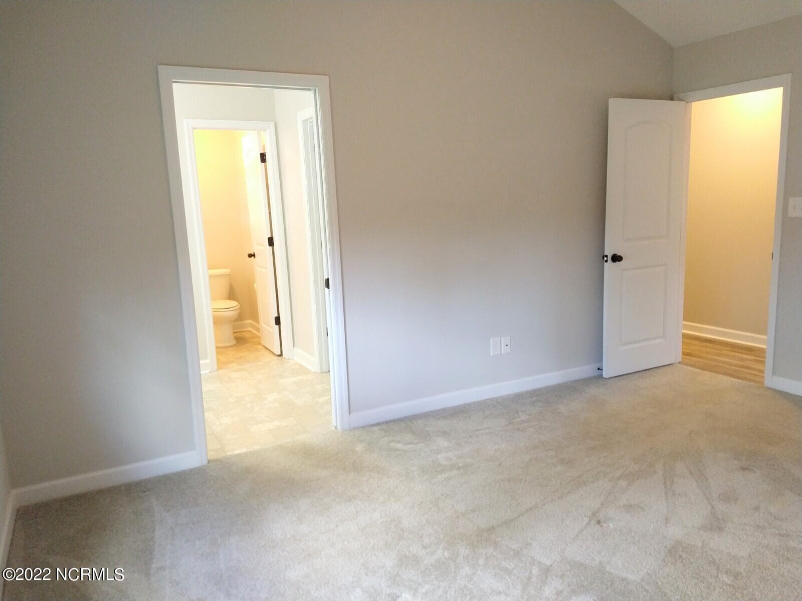 Single Family Residence at 526 Deep Inlet Drive, Sneads Ferry, NC 28460, photo 12 of 24