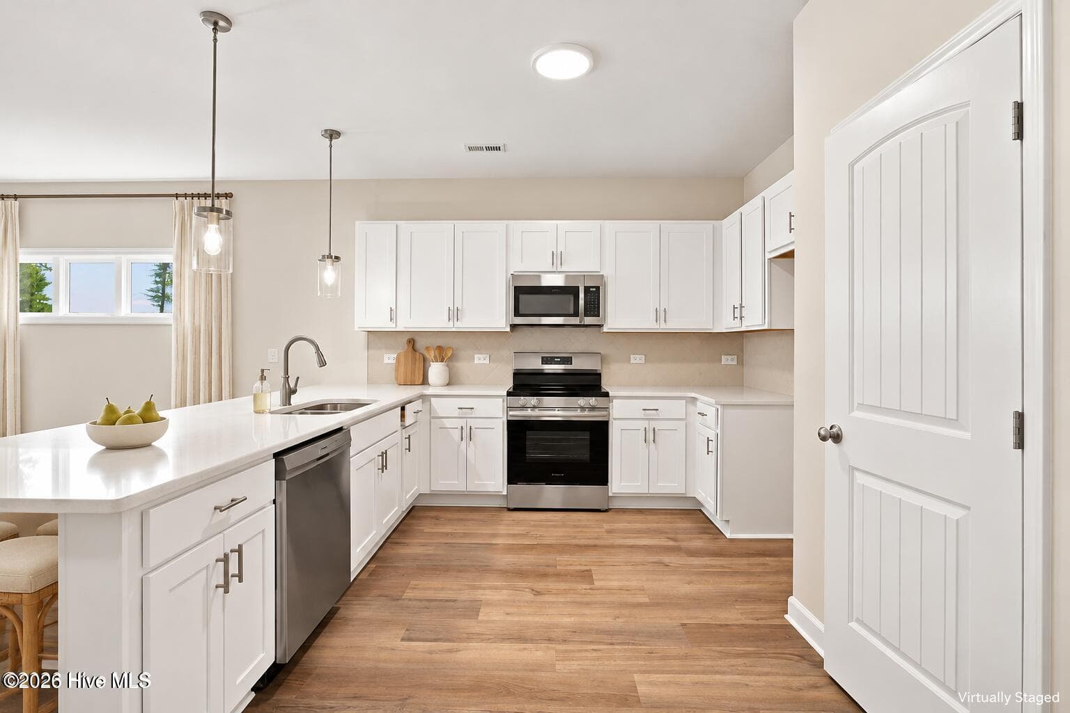 Single Family Residence at 925 Rialto Lane, Ayden, NC 28513, photo 14 of 68