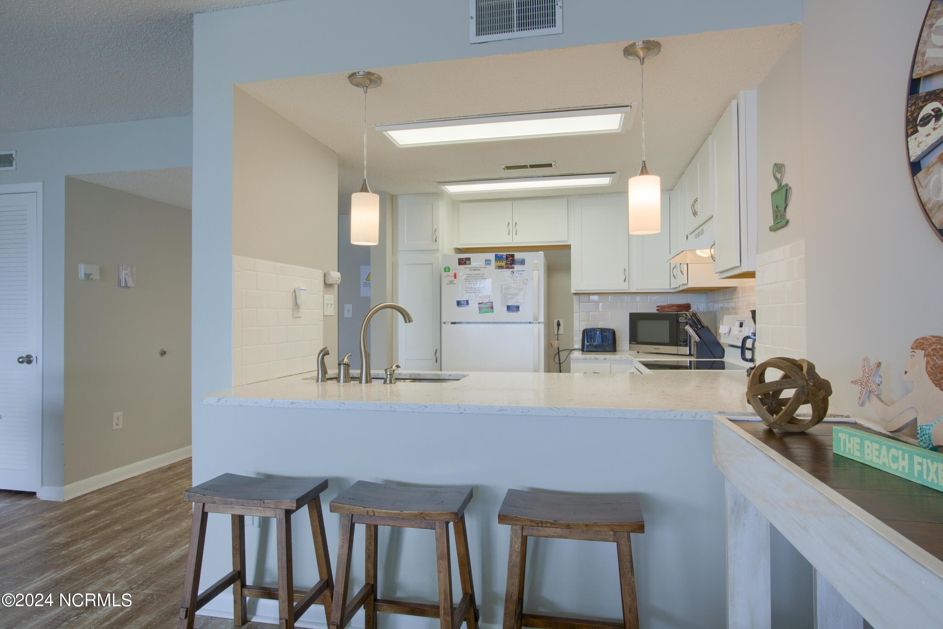Condominium at 2000 New River Inlet Road 3309, North Topsail Beach, NC 28460, photo 5 of 30