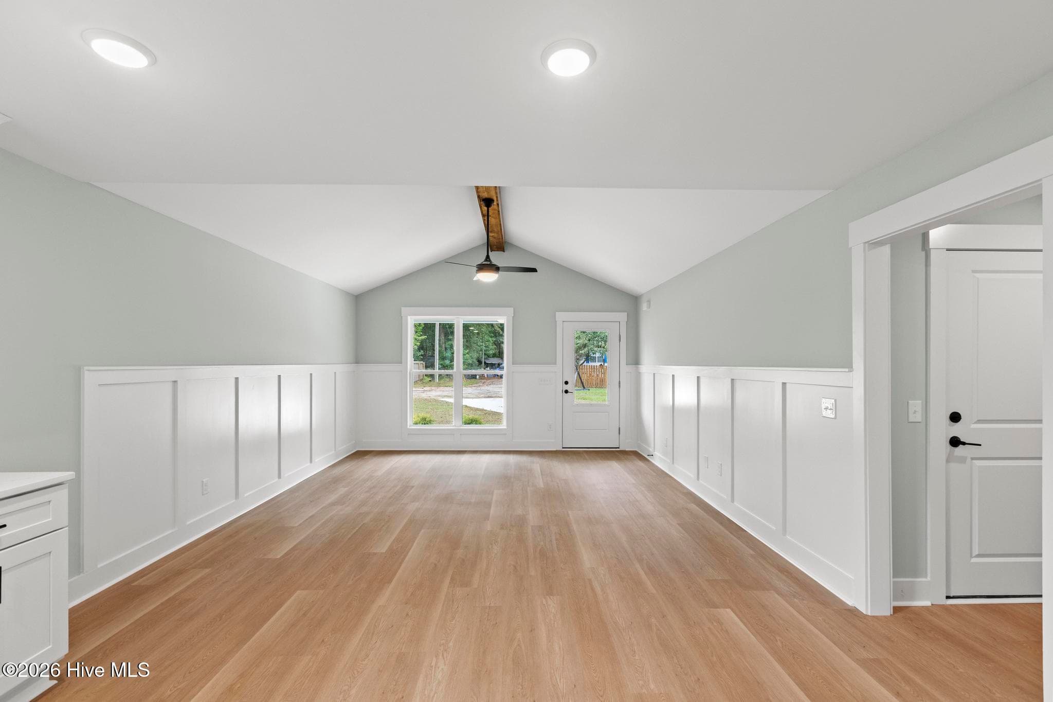 Single Family Residence at 302 Pine Court, Hampstead, NC 28443, photo 10 of 91