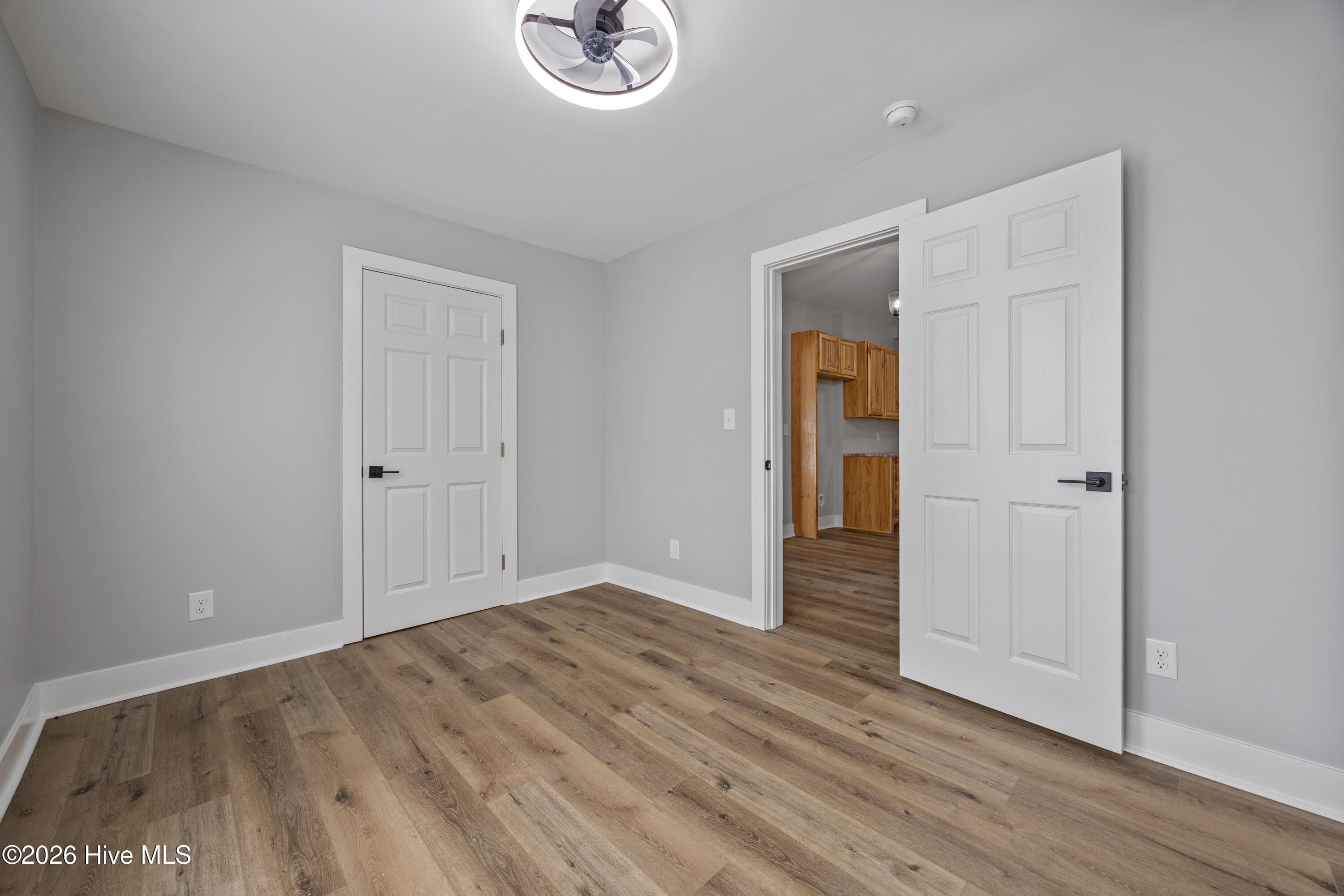 Single Family Residence at 723 N Market Street, Washington, NC 27889, photo 2 of 4