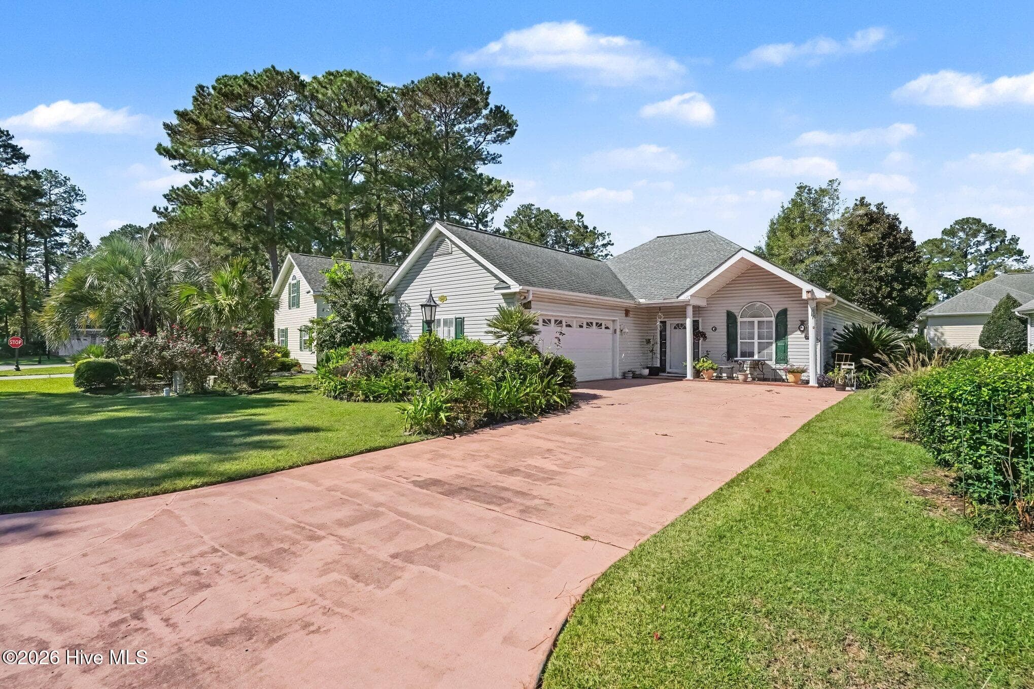 Single Family Residence at 8888 Balfour Avenue NW, Calabash, NC 28467, photo 2 of 45
