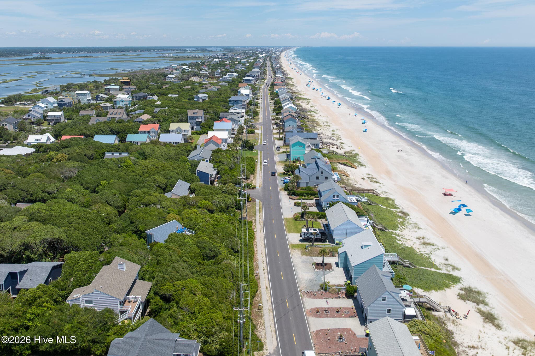 Single Family Residence at 126 Channel Bend, Surf City, NC 28445, photo 27 of 78