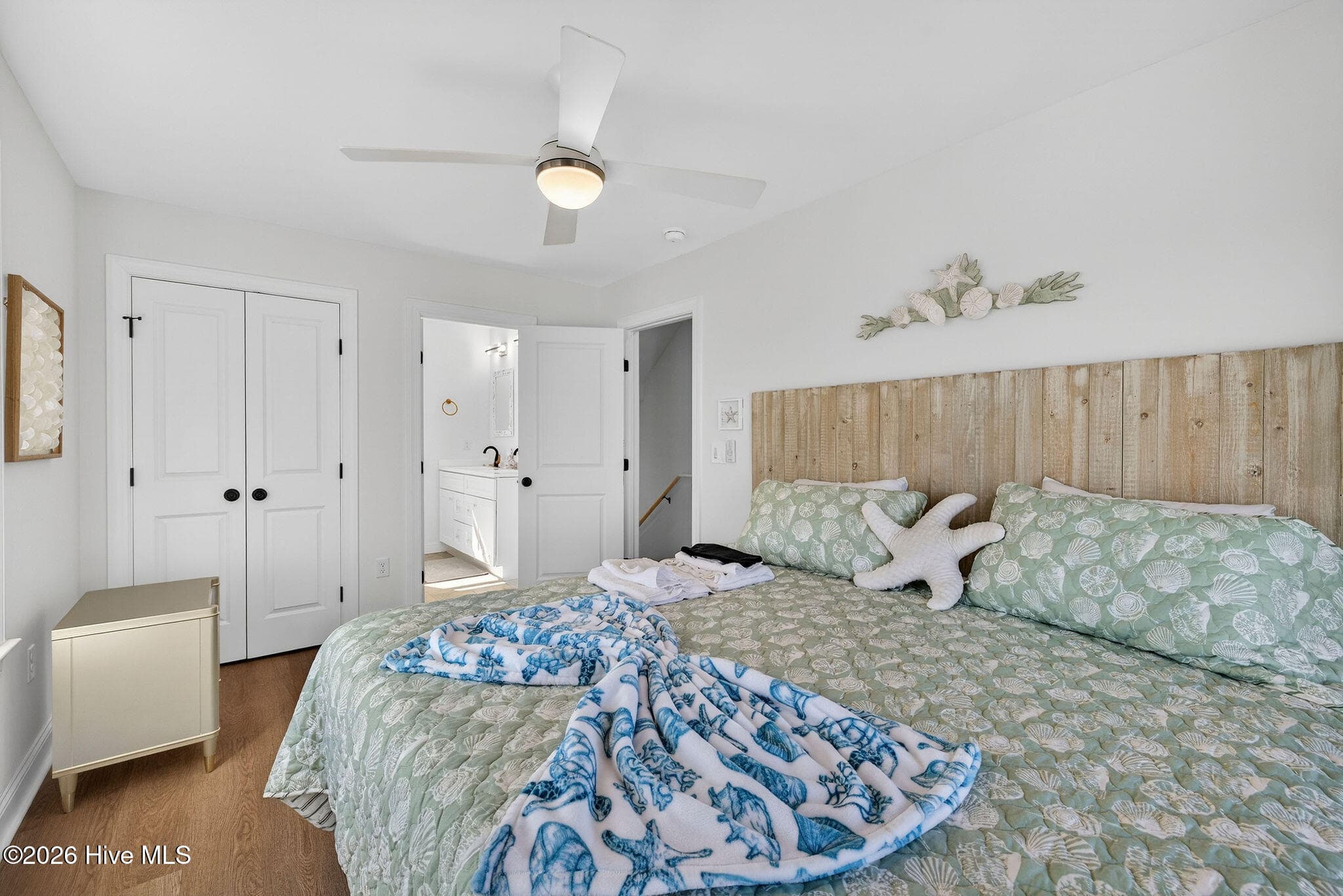 Single Family Residence at 321 N New River Drive, Surf City, NC 28445, photo 2 of 4