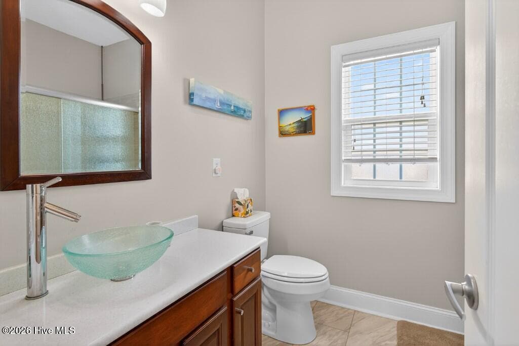 Single Family Residence at 5801 Barbary Coast Drive, New Bern, NC 28560, photo 11 of 33