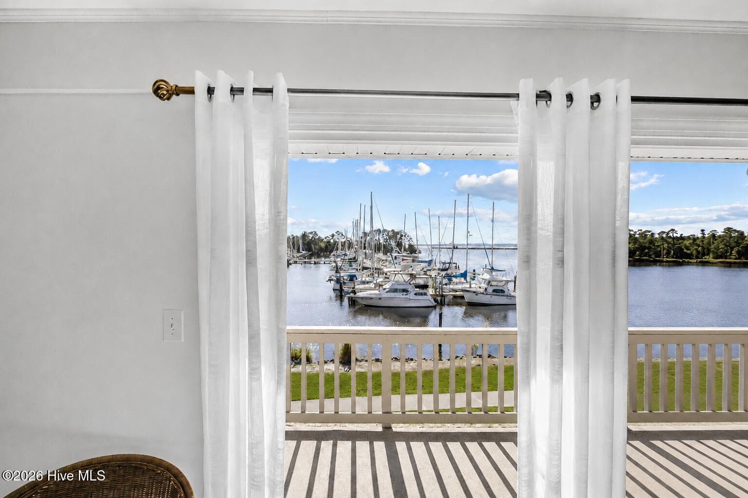 Condominium at 2213 Harbourside Drive, New Bern, NC 28560, photo 13 of 55