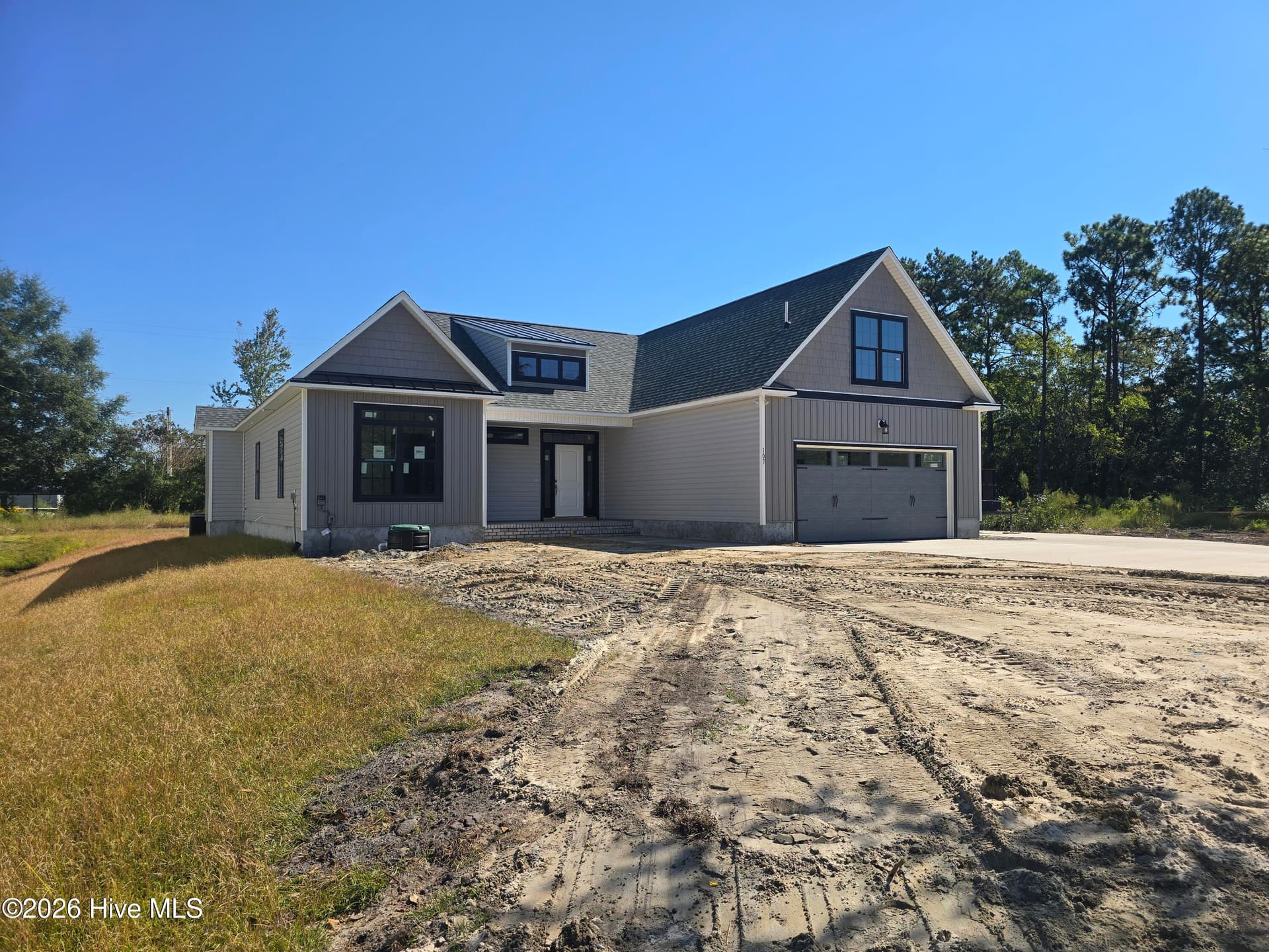 Single Family Residence at 107 Weathersbee Drive, Hampstead, NC 28443, photo 9 of 140