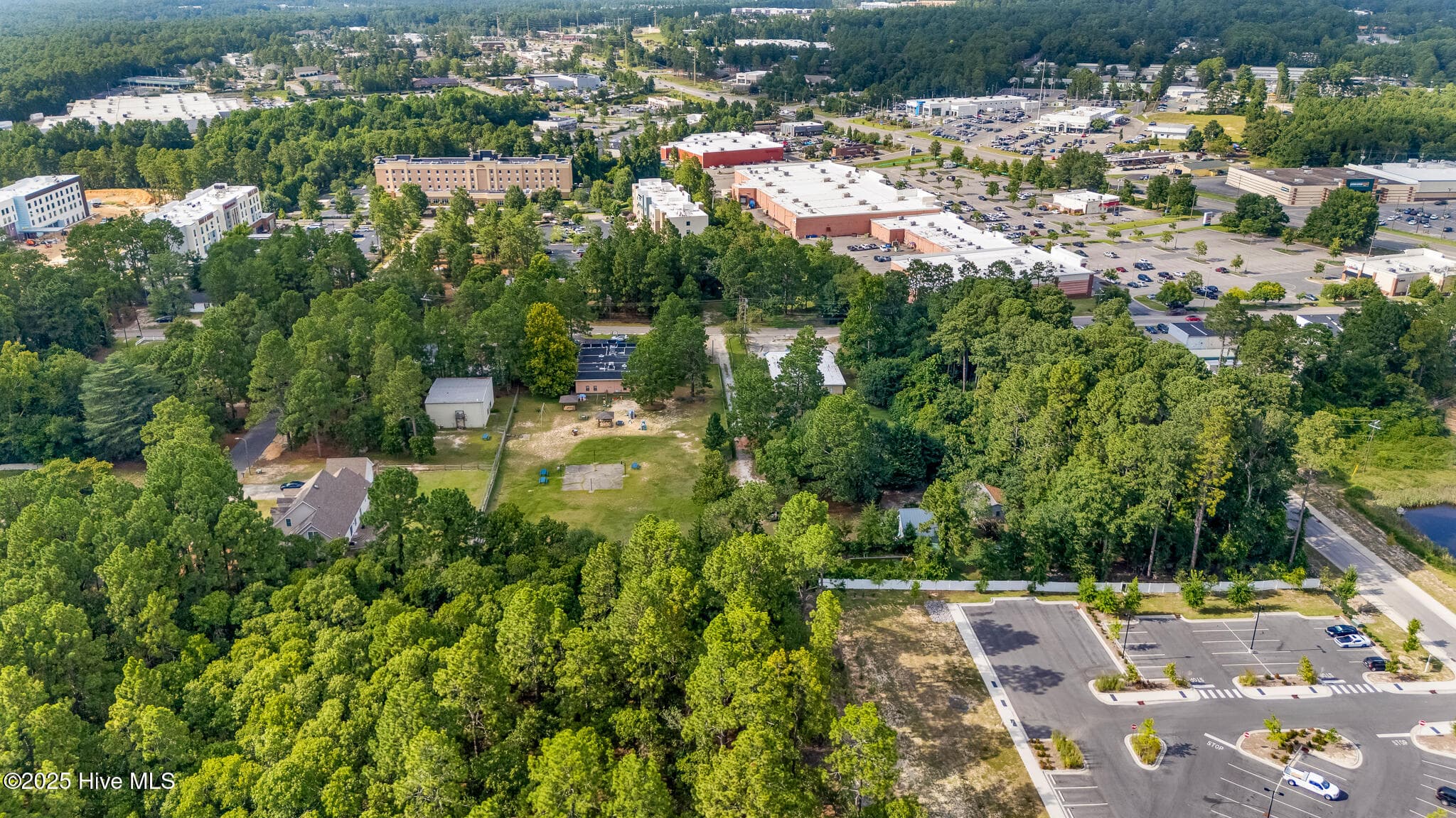 Improved at 503 Johnson Street, Aberdeen, NC 28315, photo 12 of 50
