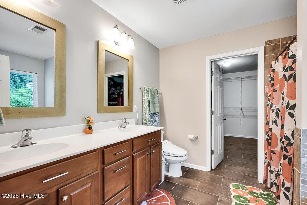 Single Family Residence at 5010 Portside Drive, Southport, NC 28461, photo 25 of 61