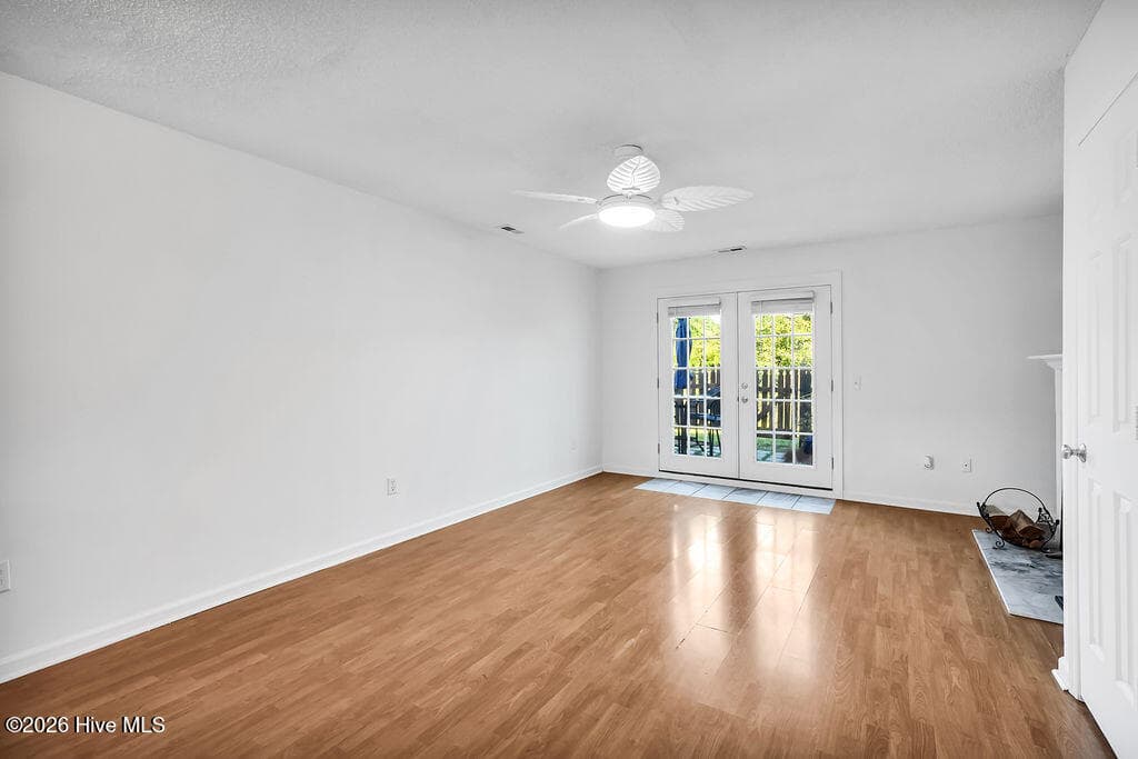 Condominium at 106 Lullwater Drive Unit B, Wilmington, NC 28403, photo 17 of 51