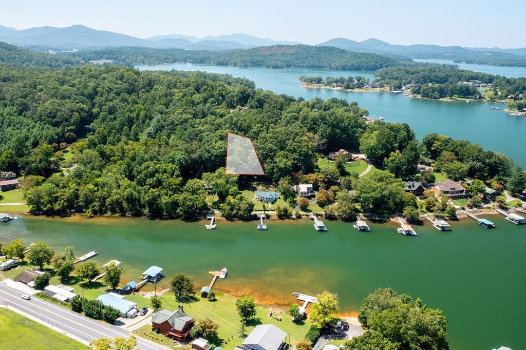 Lot 6 6 Kilpatrick Point Lane, Hayesville, NC 28904
