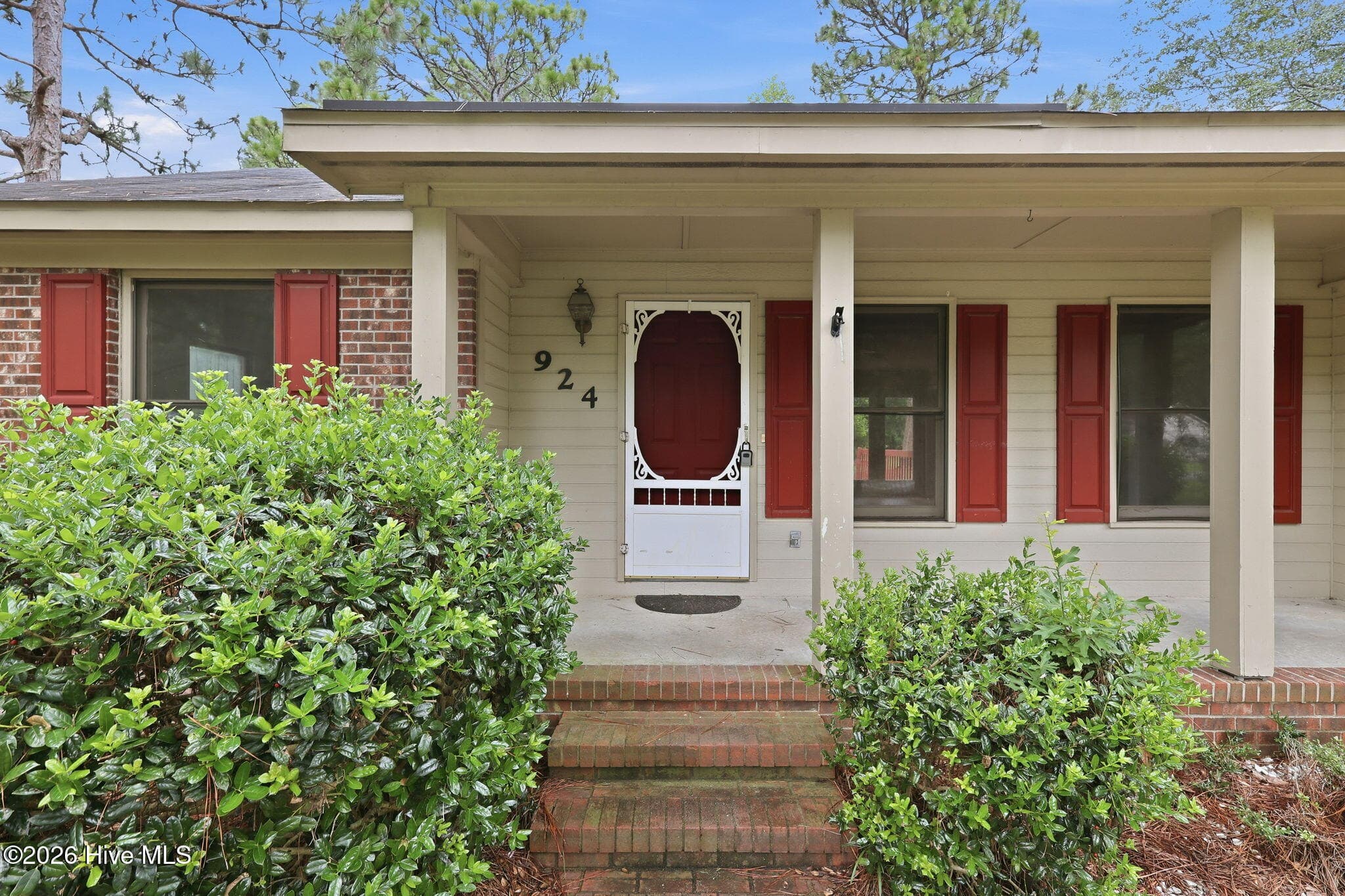 924 E Winds Lane, Fayetteville, NC 28311