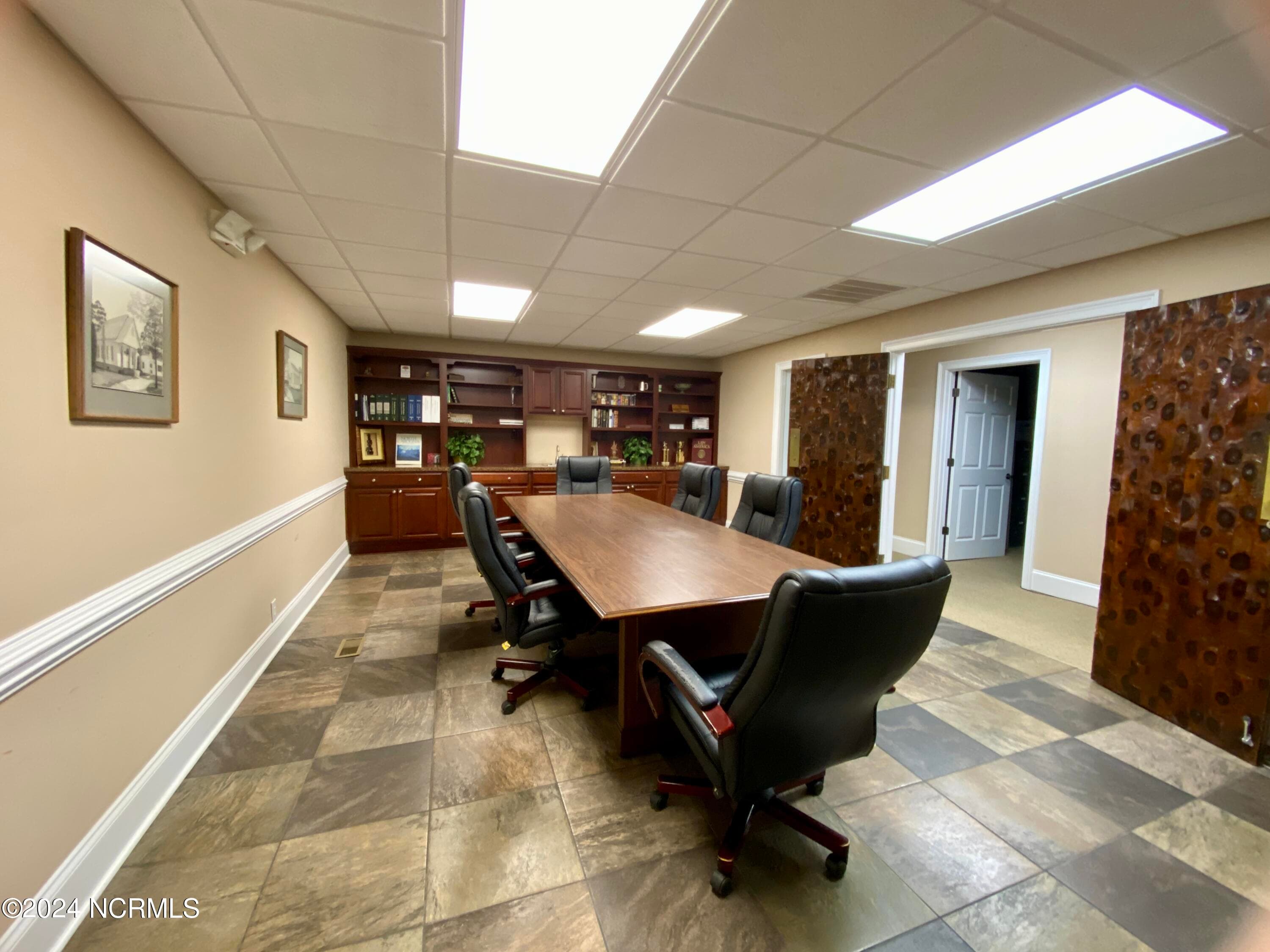 121 Courthouse Drive, Elizabethtown, NC 28337
