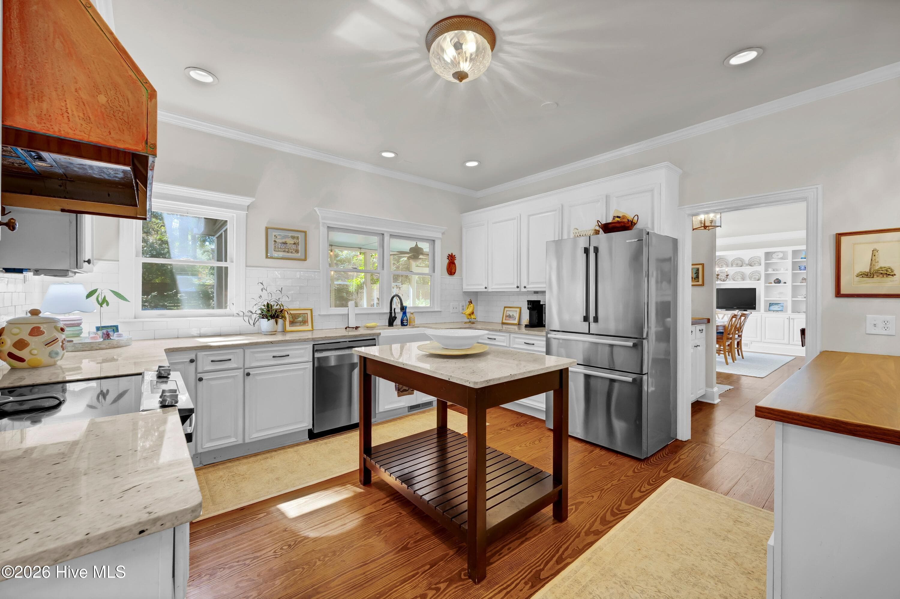 Single Family Residence at 6224 Turtle Hall Drive, Wilmington, NC 28409, photo 18 of 58