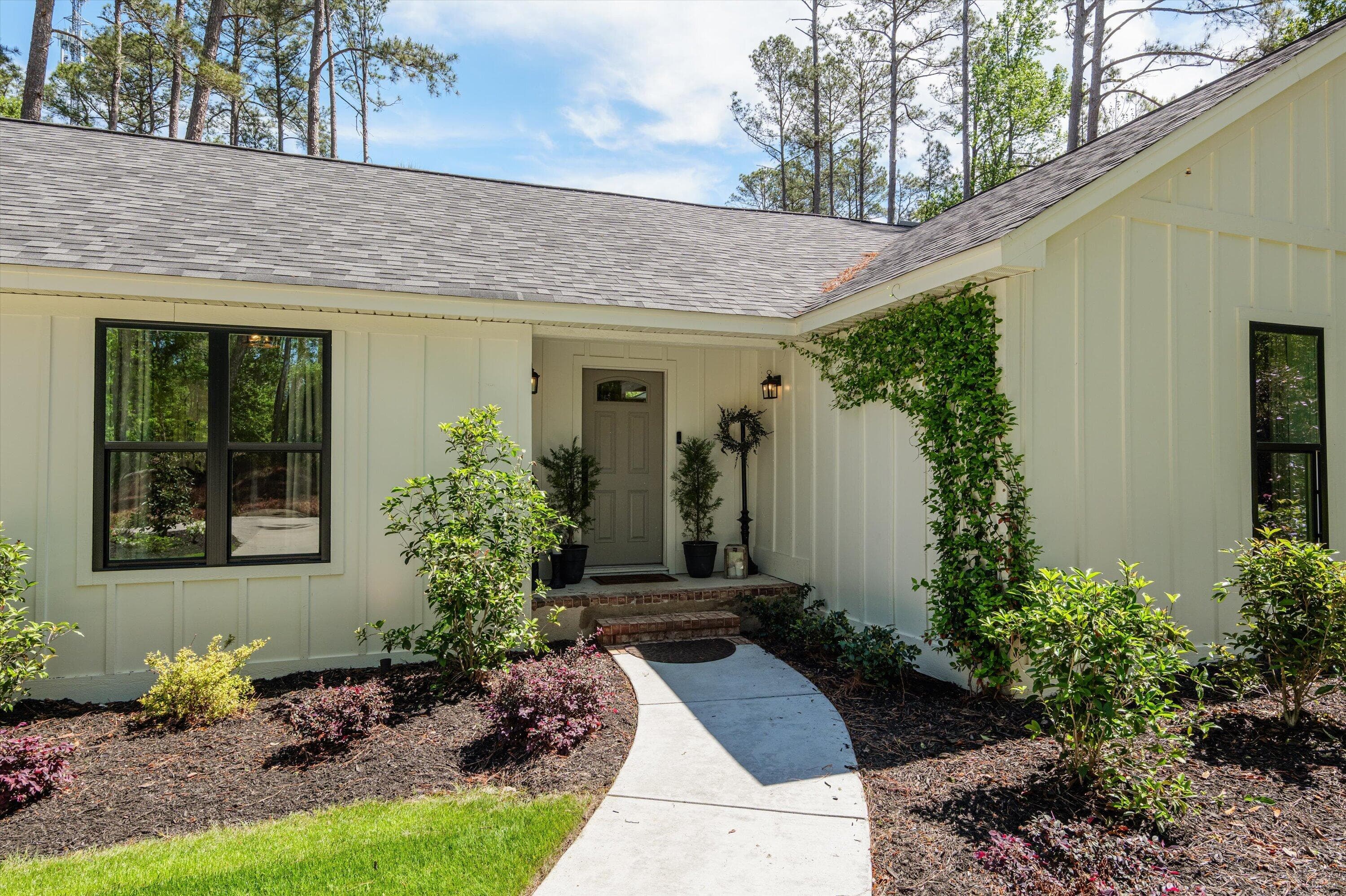 Beautifully landscaped front entrance - 140 Lewiston Road, Grovetown, GA 30813