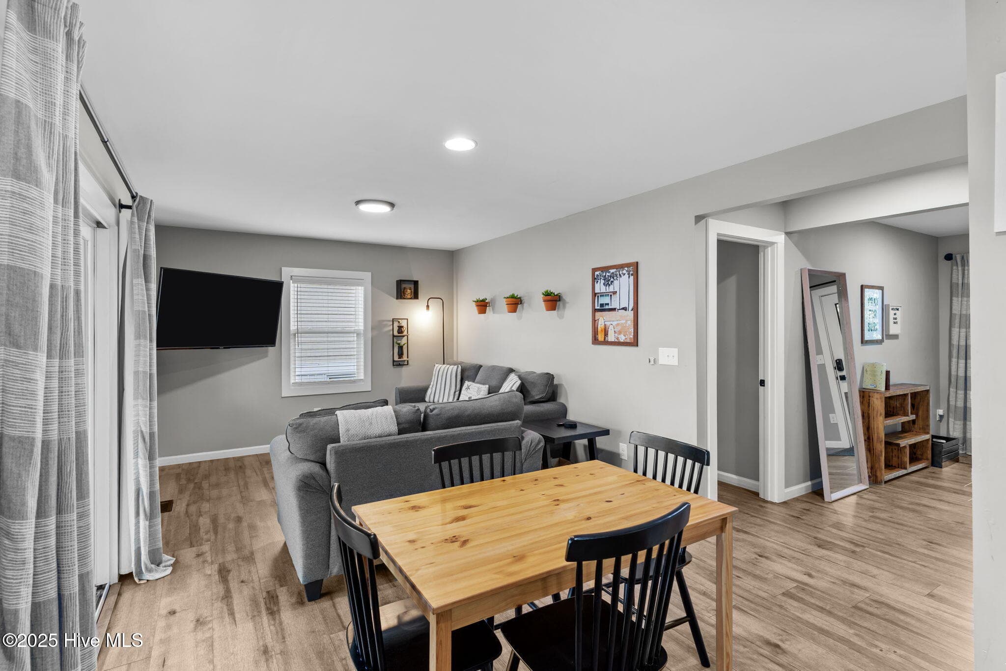 Single Family Residence at 1504 Canal Drive, Carolina Beach, NC 28428, photo 2 of 5
