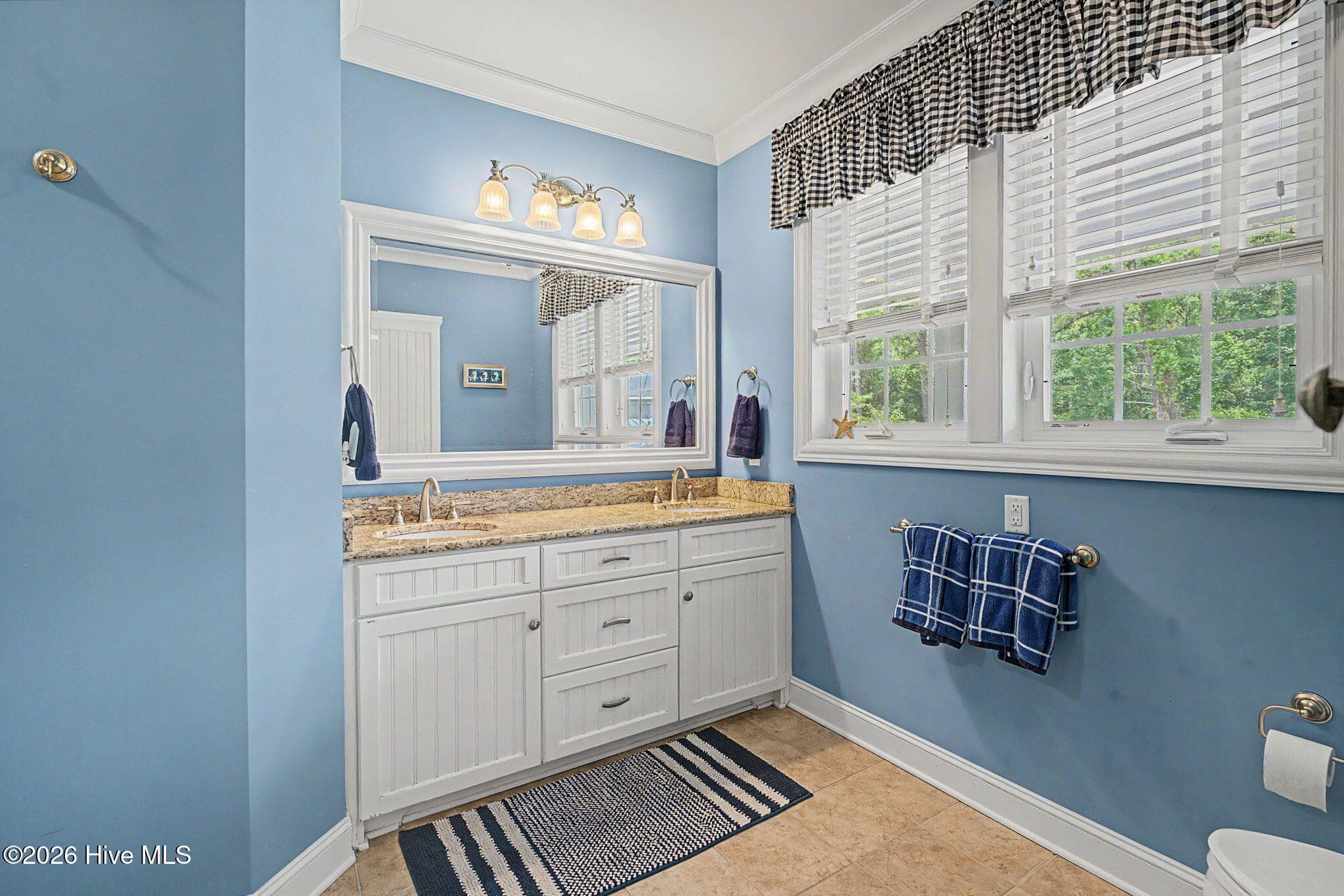 Single Family Residence at 4211 Westland Lane, Southport, NC 28461, photo 3 of 9