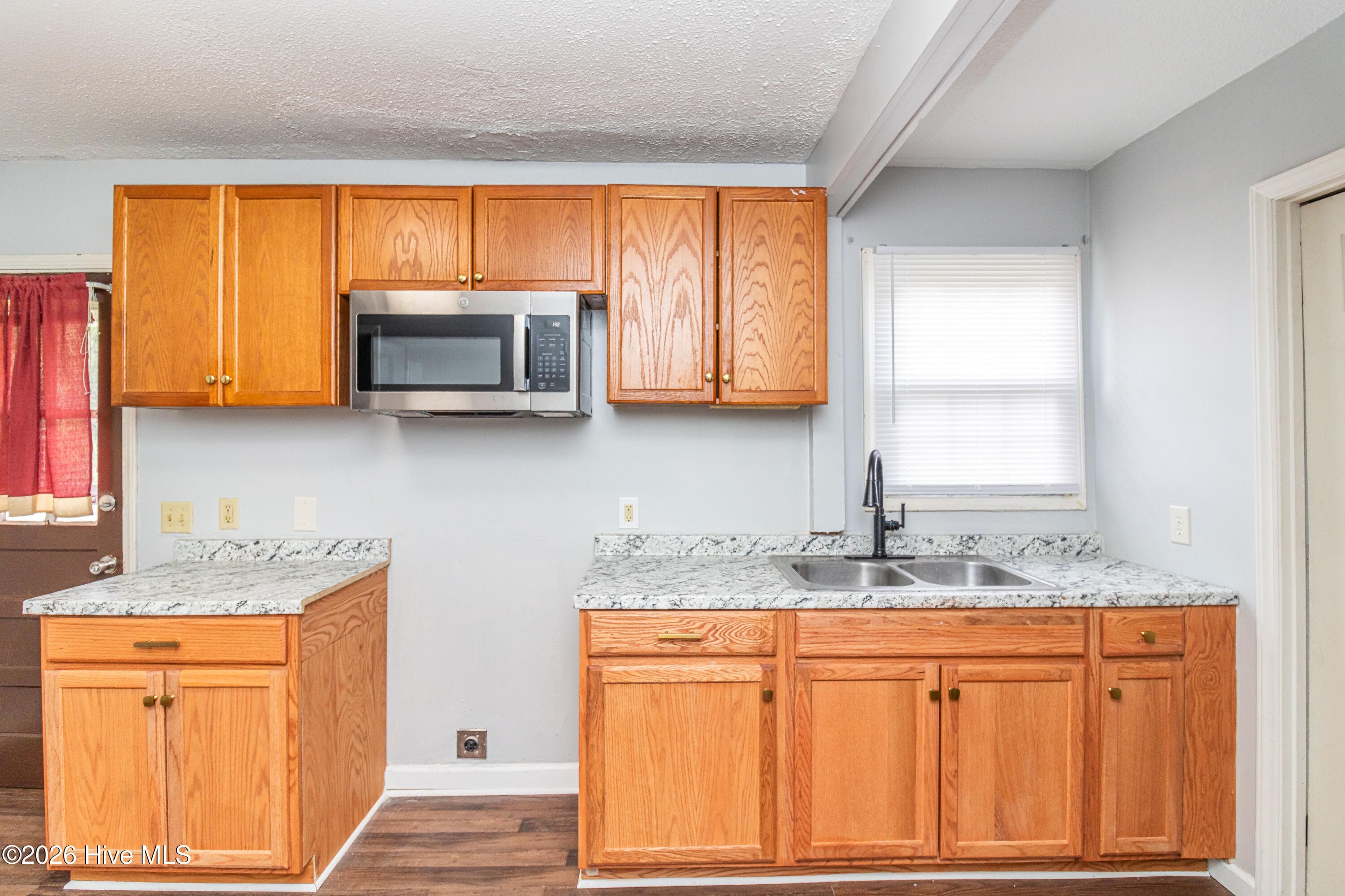 Single Family Residence at 1209 Sycamore Road, Kinston, NC 28501, photo 6 of 19