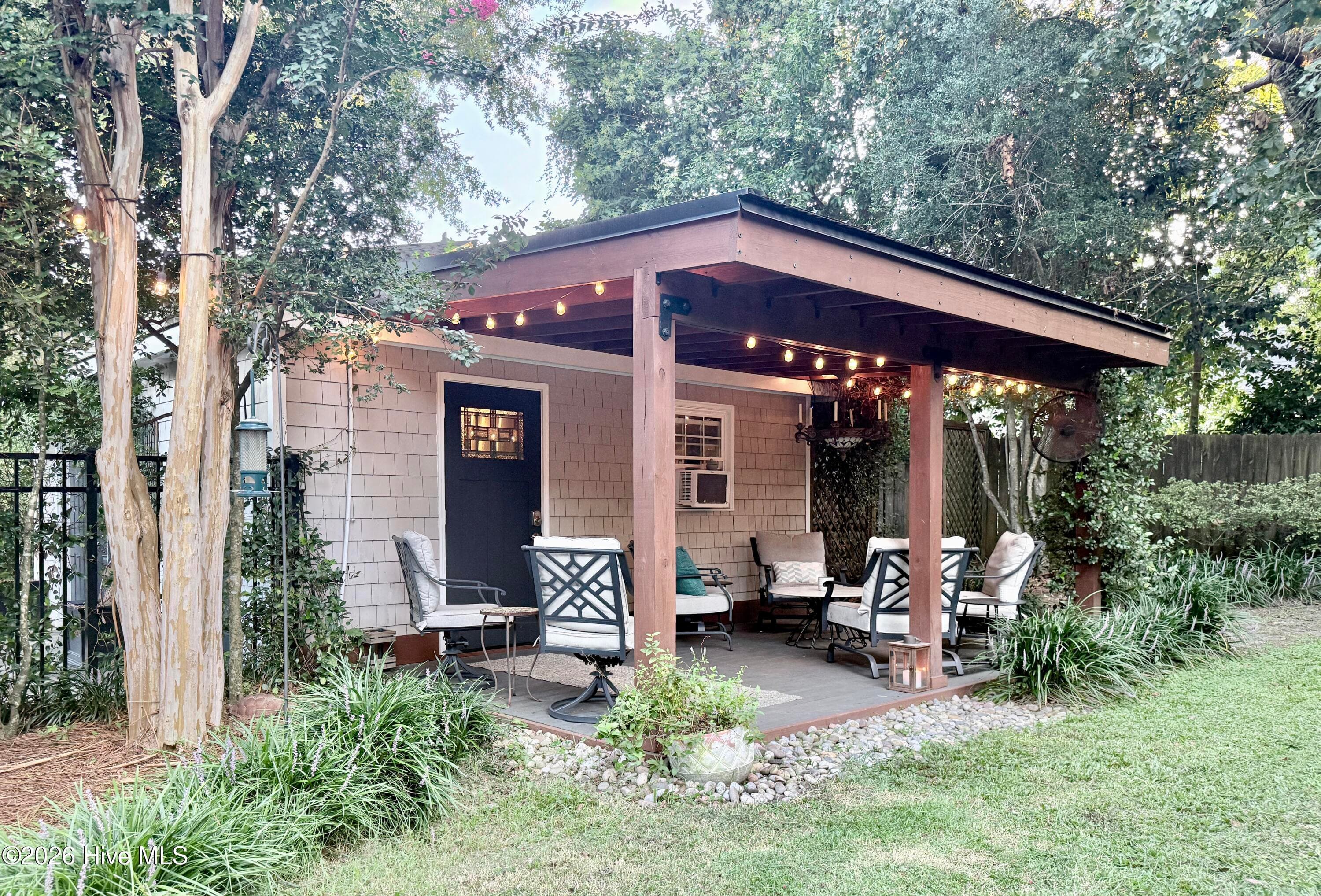Work shed and Entertainment area - 318 Colonial Drive, Wilmington, NC 28403