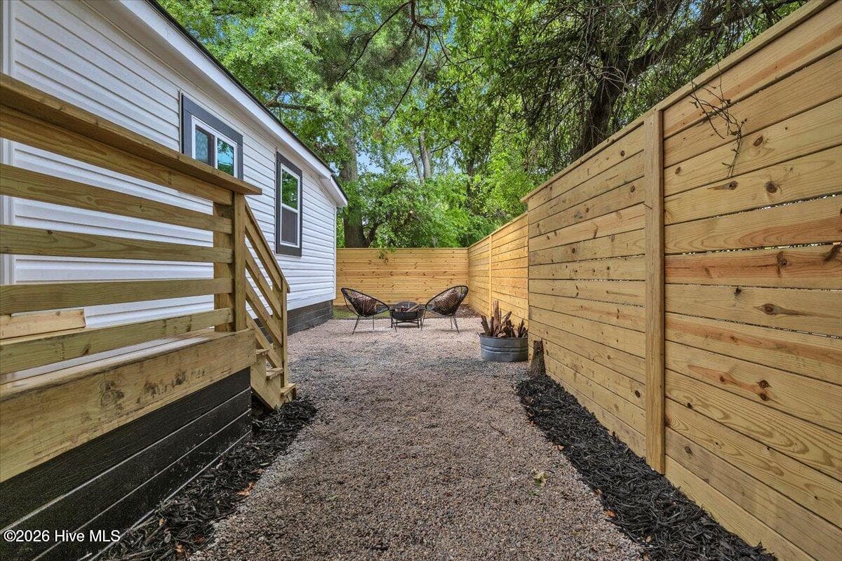 Single Family Residence at 1109 Dock Street, Wilmington, NC 28401, photo 22 of 24