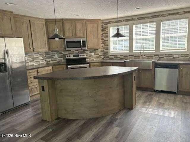 Manufactured Home at 2184 Creekwood Court SW, Supply, NC 28462, photo 14 of 50