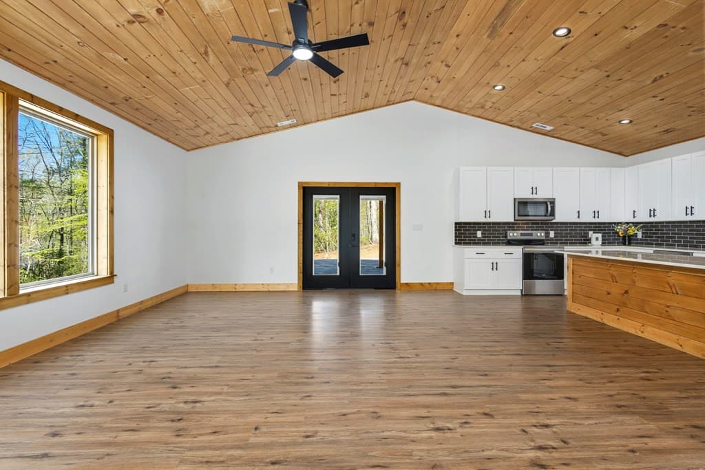 Single Family Residence at 342 Hunter Ridge, Murphy, NC 28906, photo 12 of 82